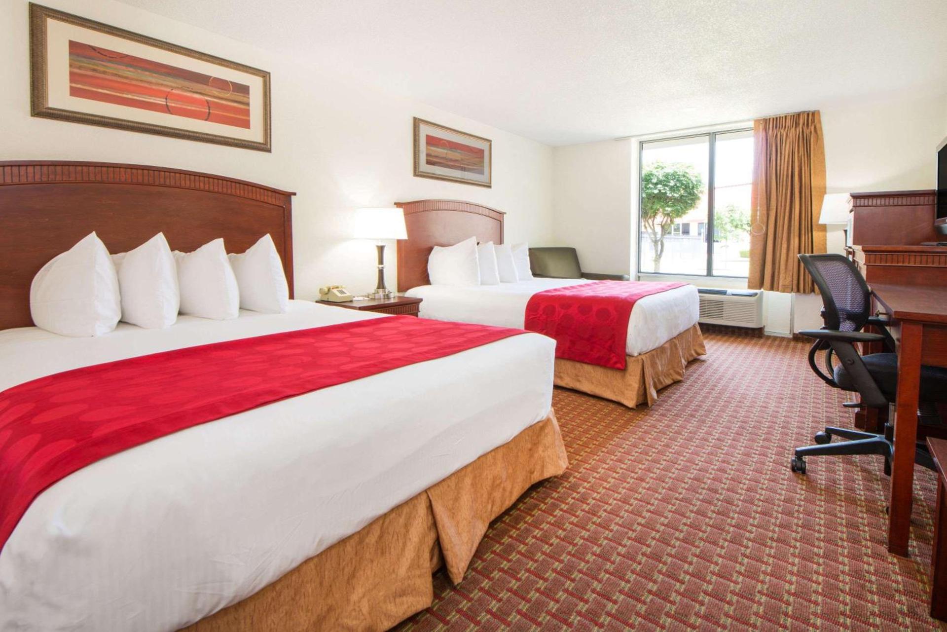 Ramada by Wyndham Enid photo 10