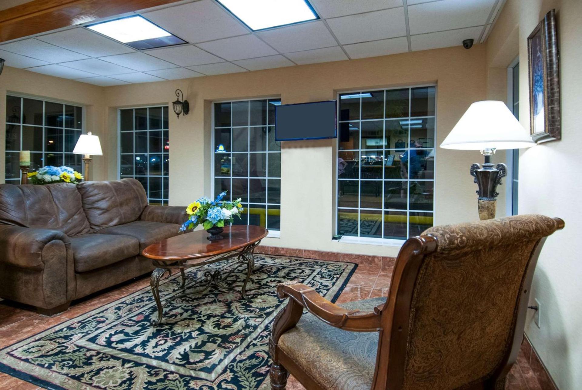 Days Inn by Wyndham Pauls Valley photo 5
