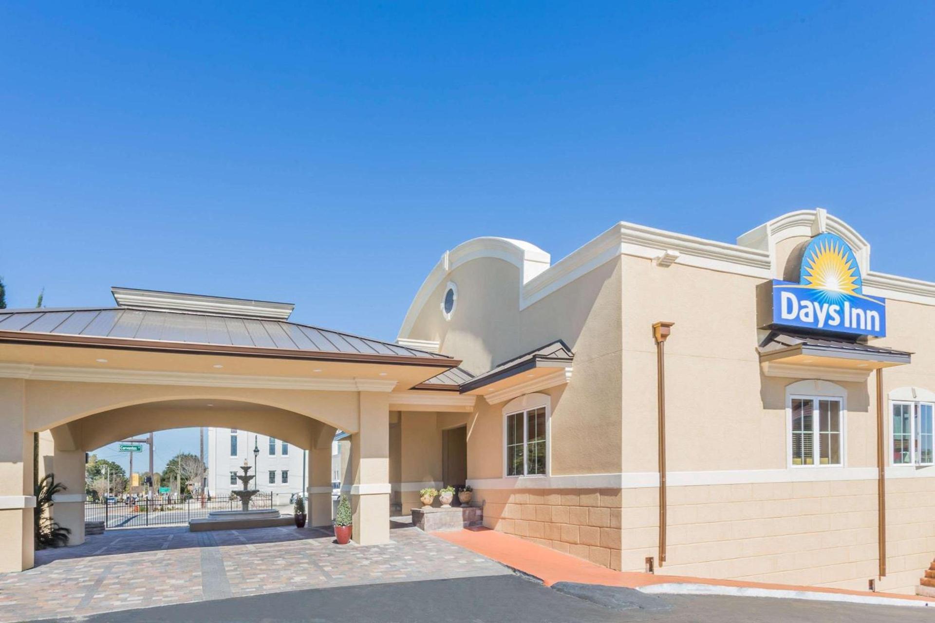 Days Inn by Wyndham Pensacola - Historic Downtown — hotel in Pensacola
