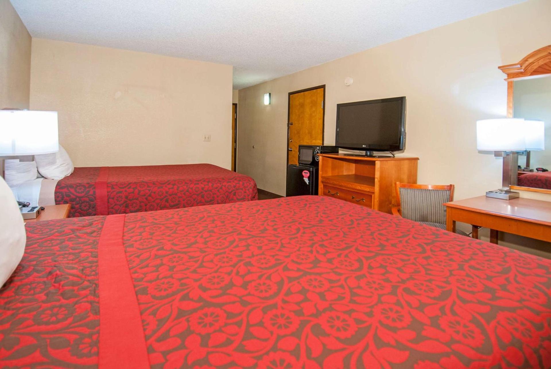 Days Inn by Wyndham Pauls Valley photo 11