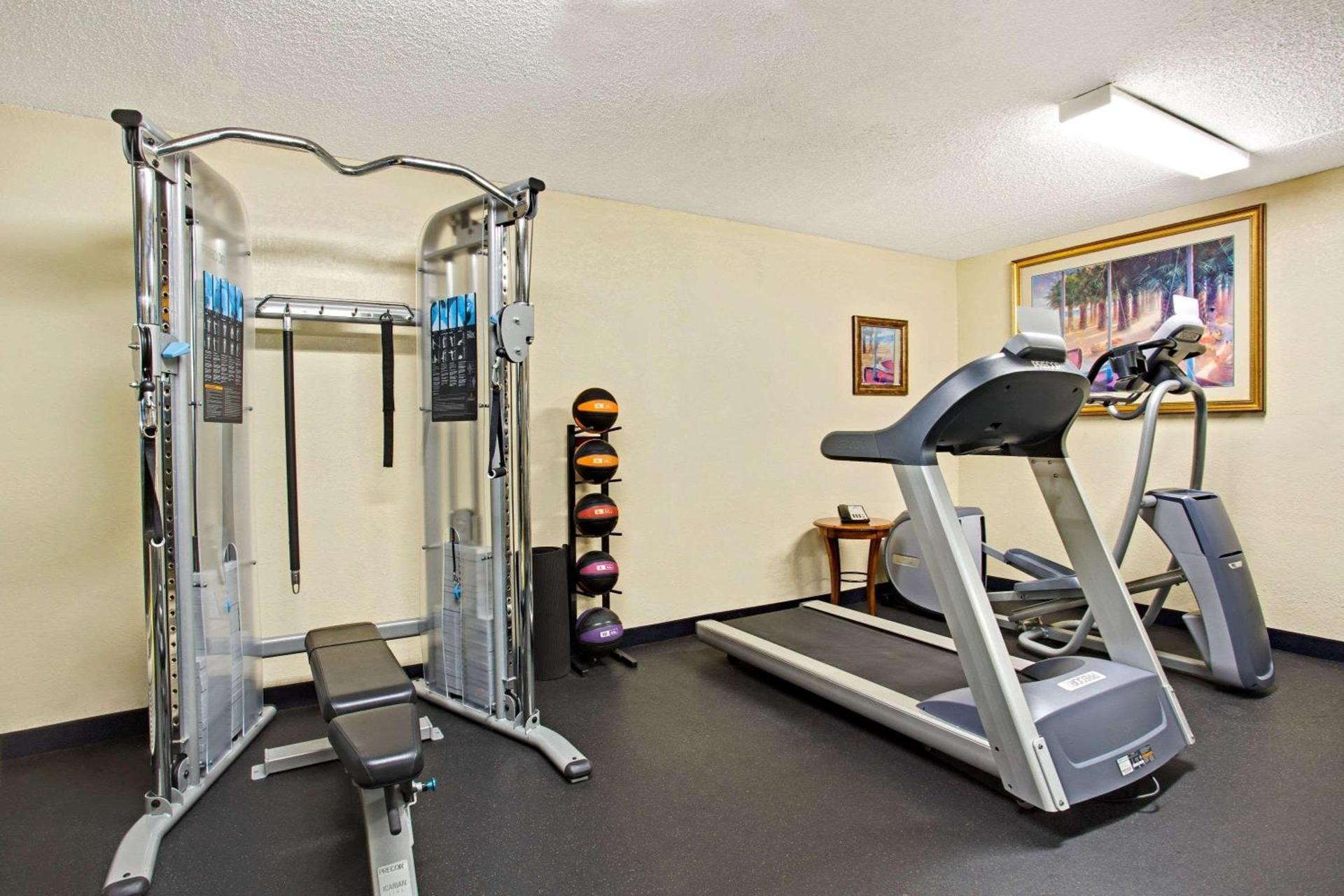 Days Inn by Wyndham Orlando Airport Florida Mall photo 4