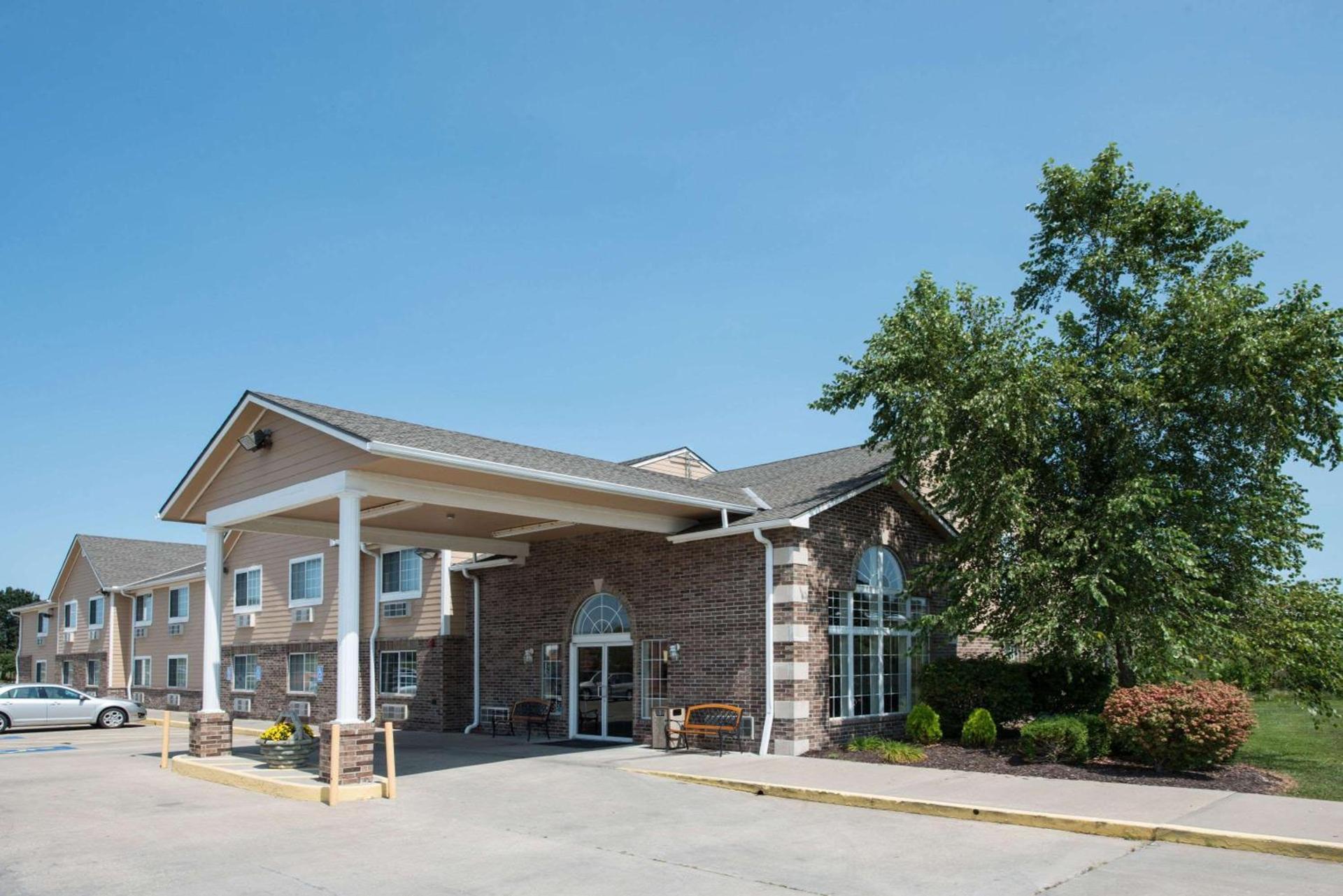 Super 8 by Wyndham Richmond photo 2