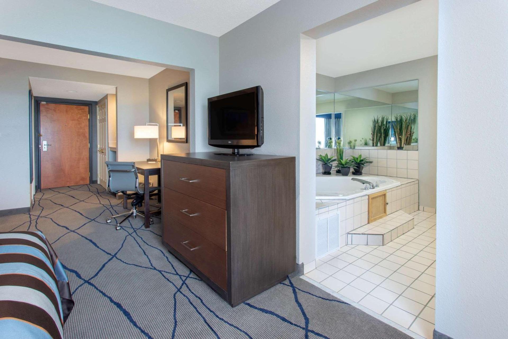 Wingate by Wyndham Indianapolis Airport Plainfield photo 28