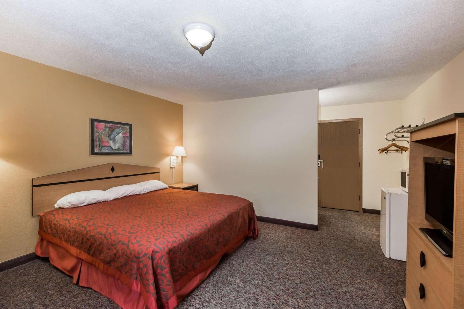 Days Inn by Wyndham Atlantic photo 7