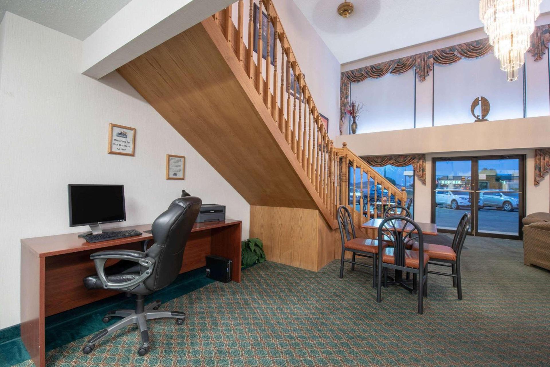 Travelodge by Wyndham Spearfish photo 19