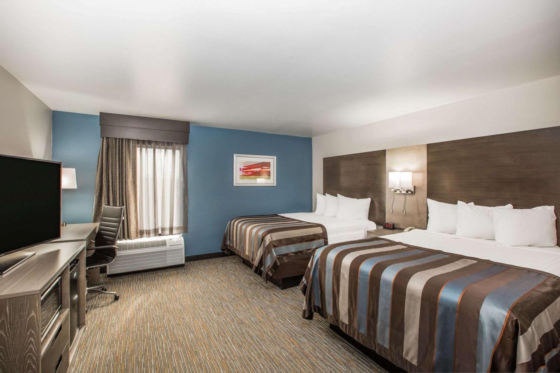Wingate by Wyndham Louisville Airport Expo Center photo 64