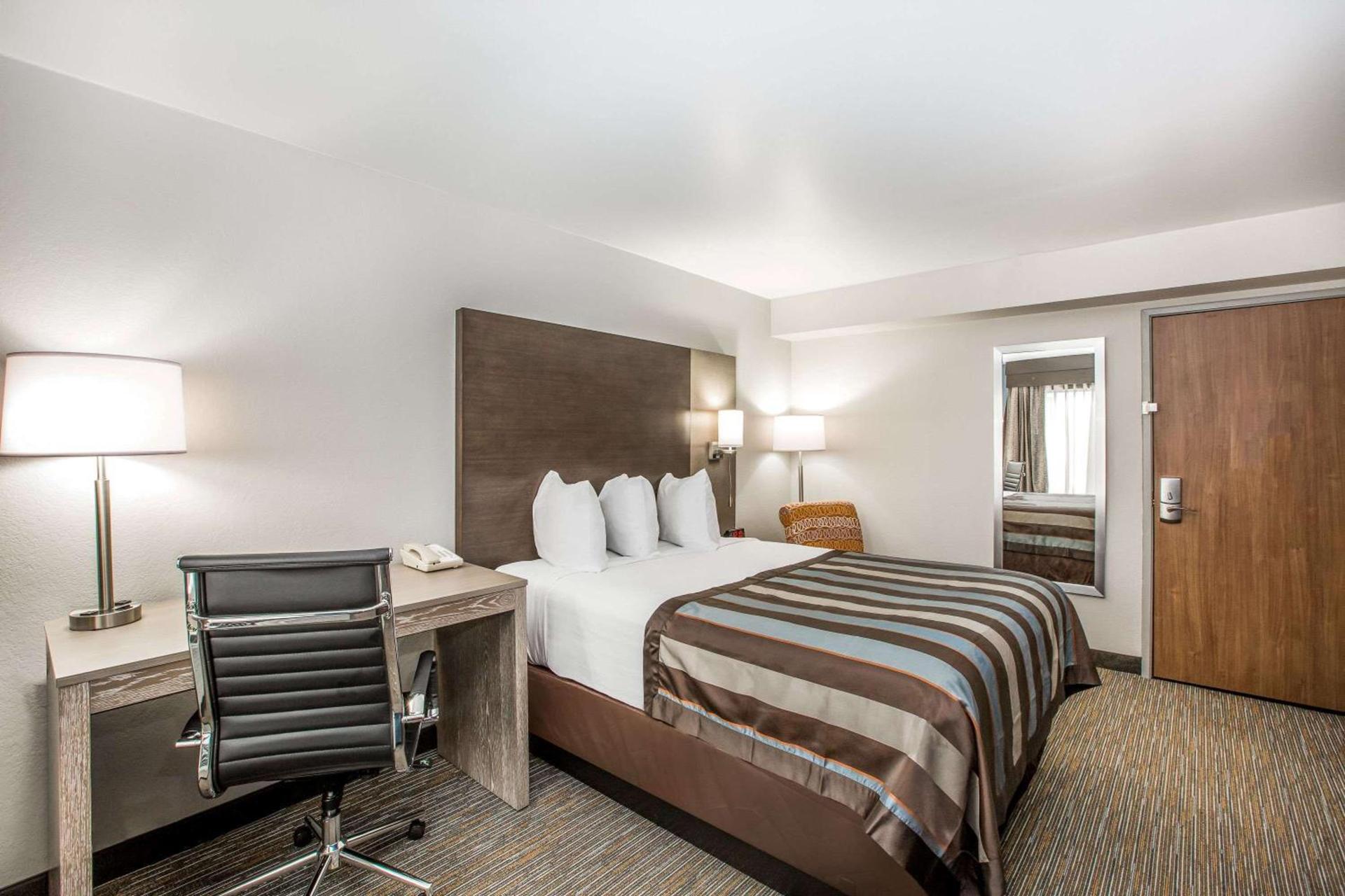 Wingate by Wyndham Louisville Airport Expo Center photo 57