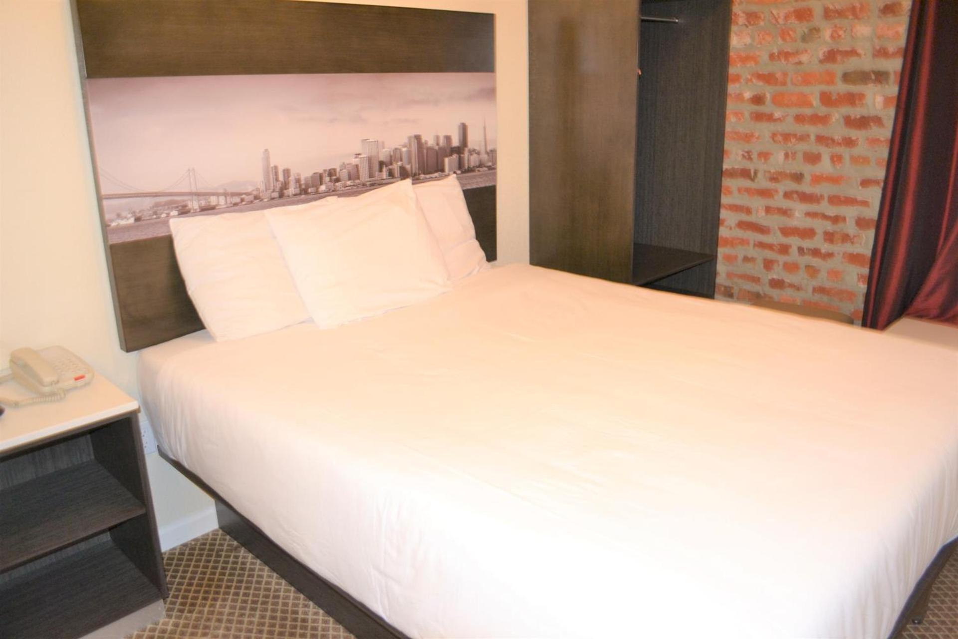 Inn on Folsom photo 22