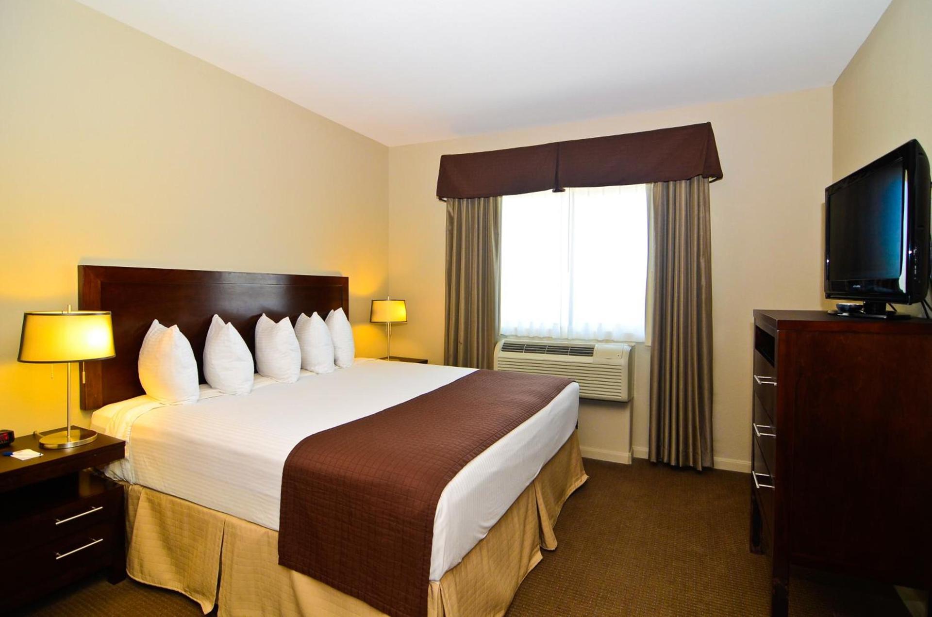 Baymont by Wyndham Columbus photo 65