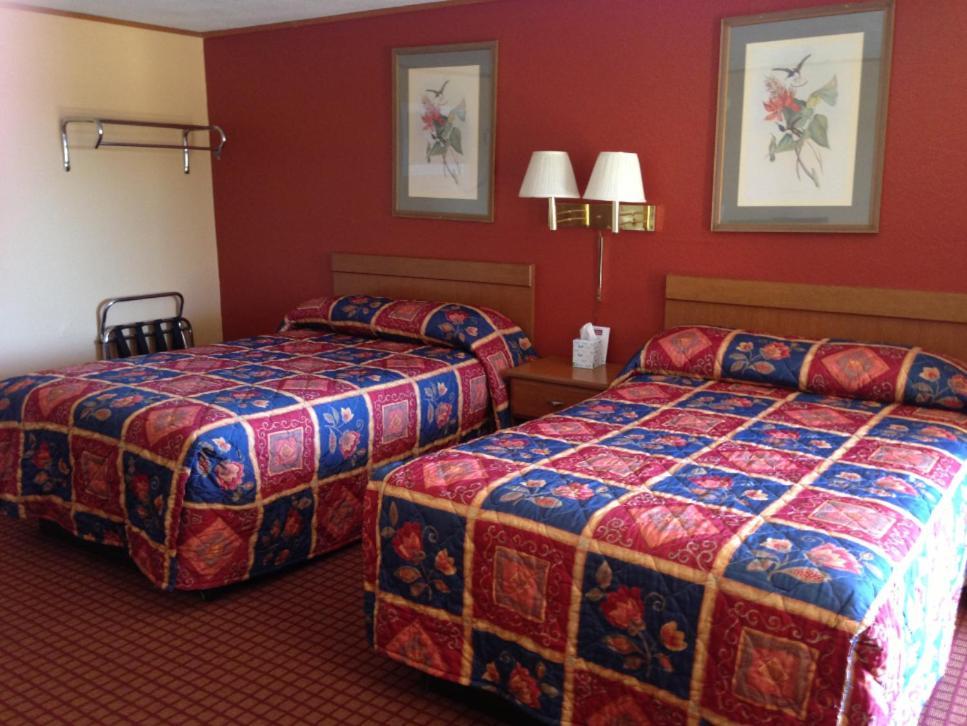DeQueen Courtyard Inn photo 8