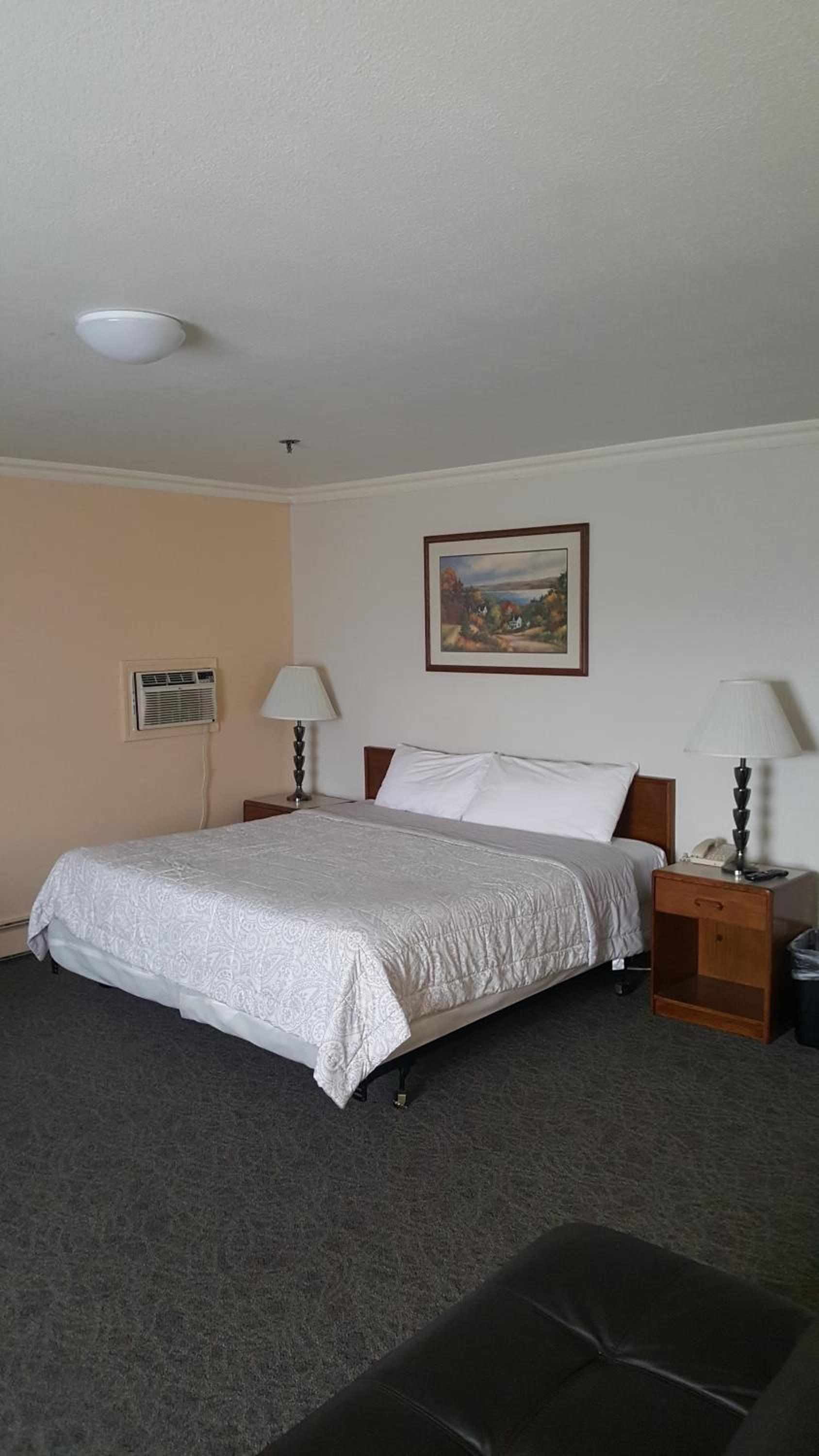 Merrill Field Inn photo 3