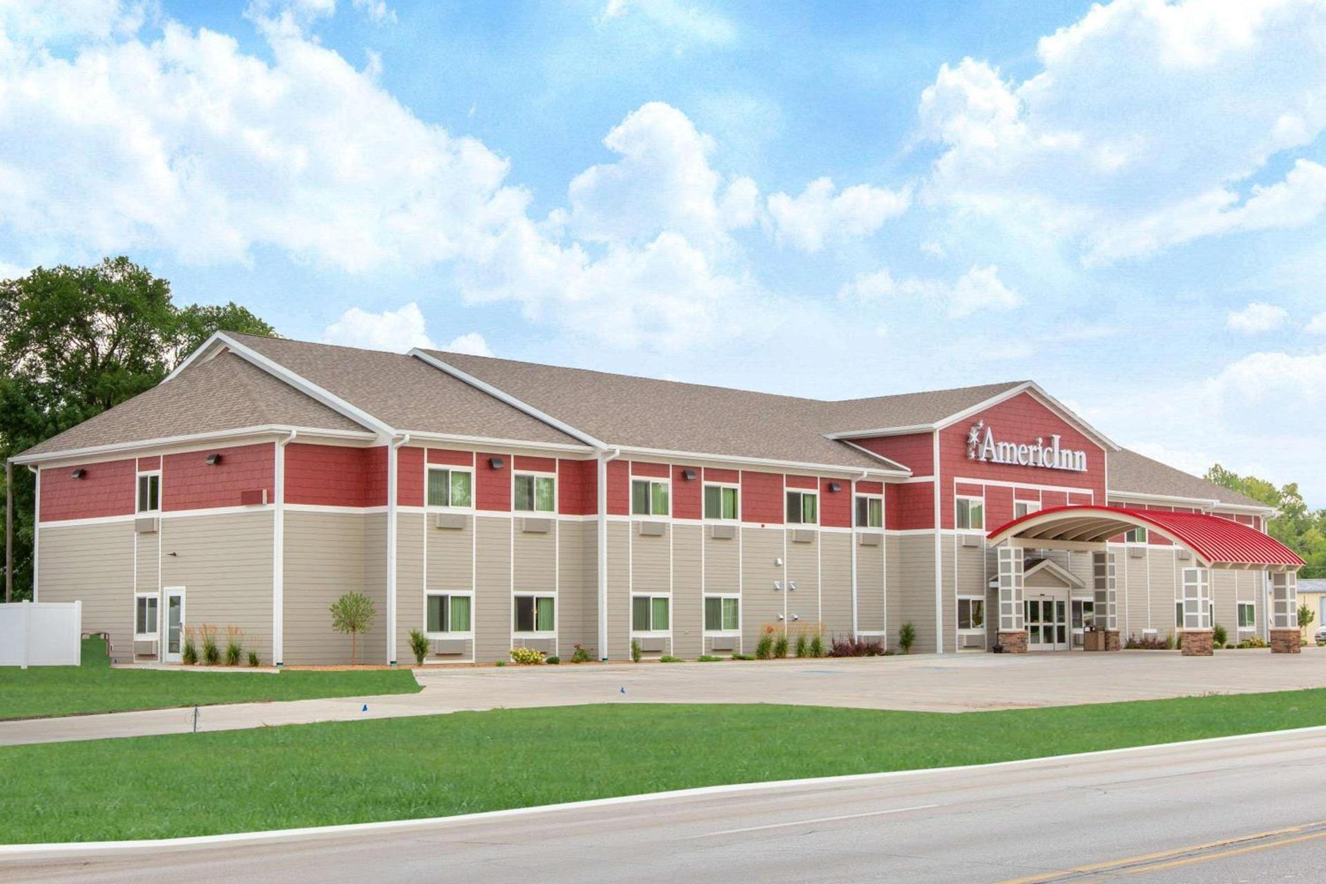 AmericInn by Wyndham Humboldt photo 18