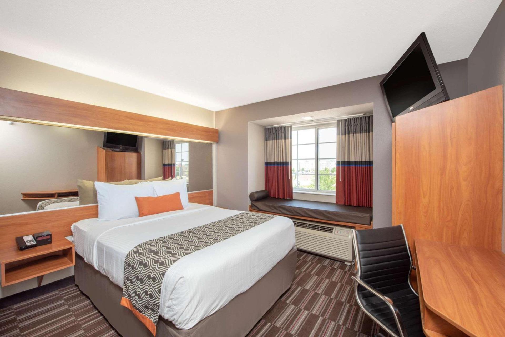 Microtel Inn & Suites by Wyndham Springfield photo 53
