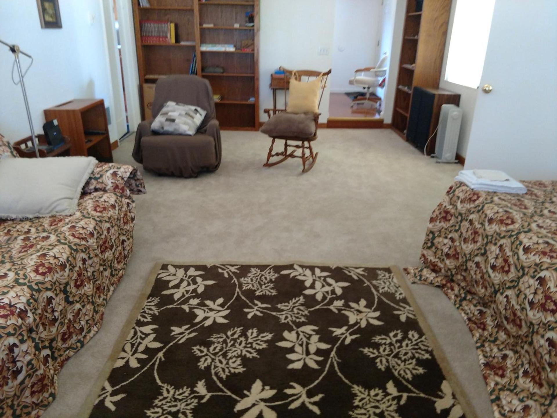 Lakeside Hostel & Guest House photo 30