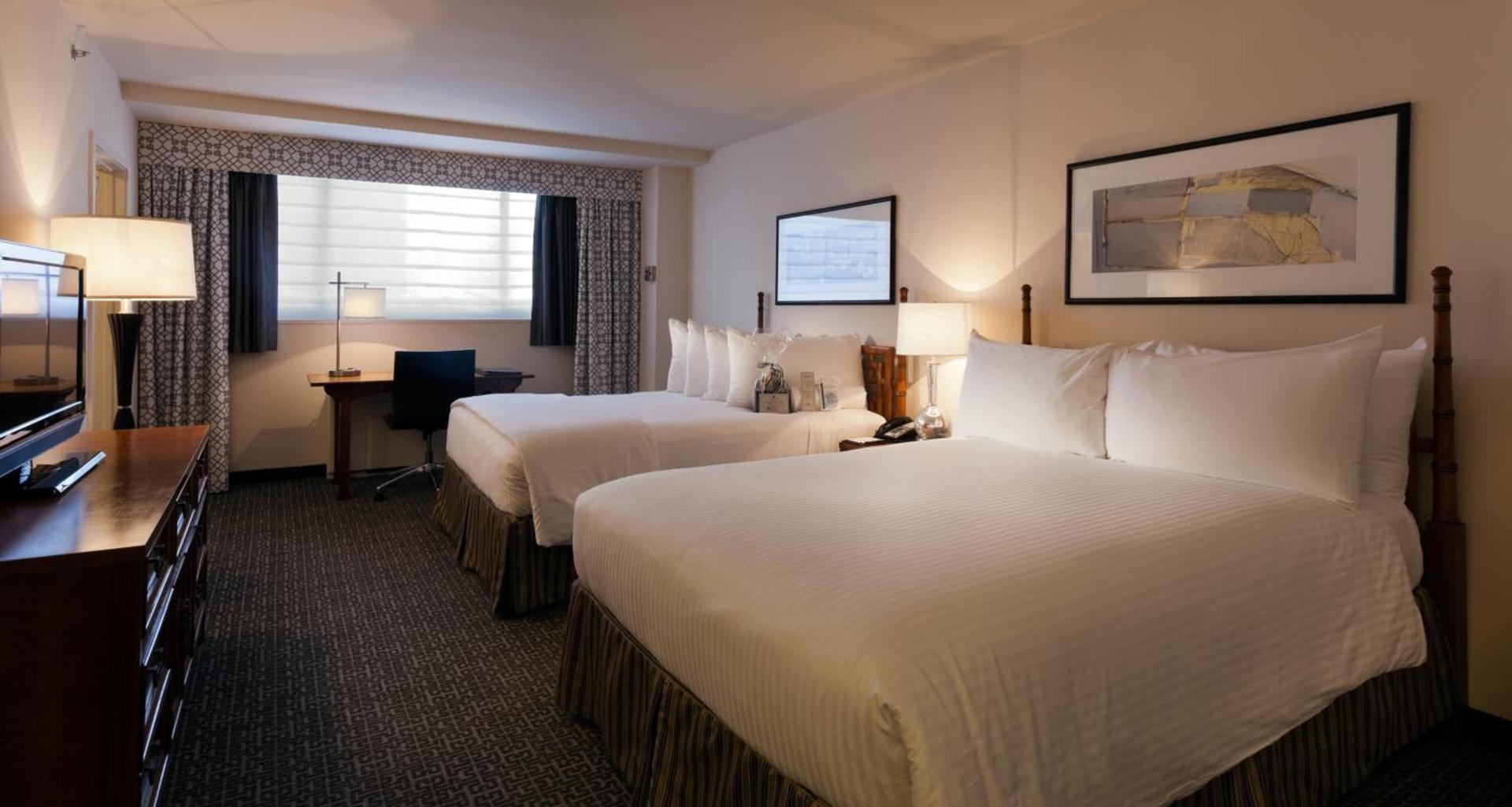 State Plaza Hotel photo 10