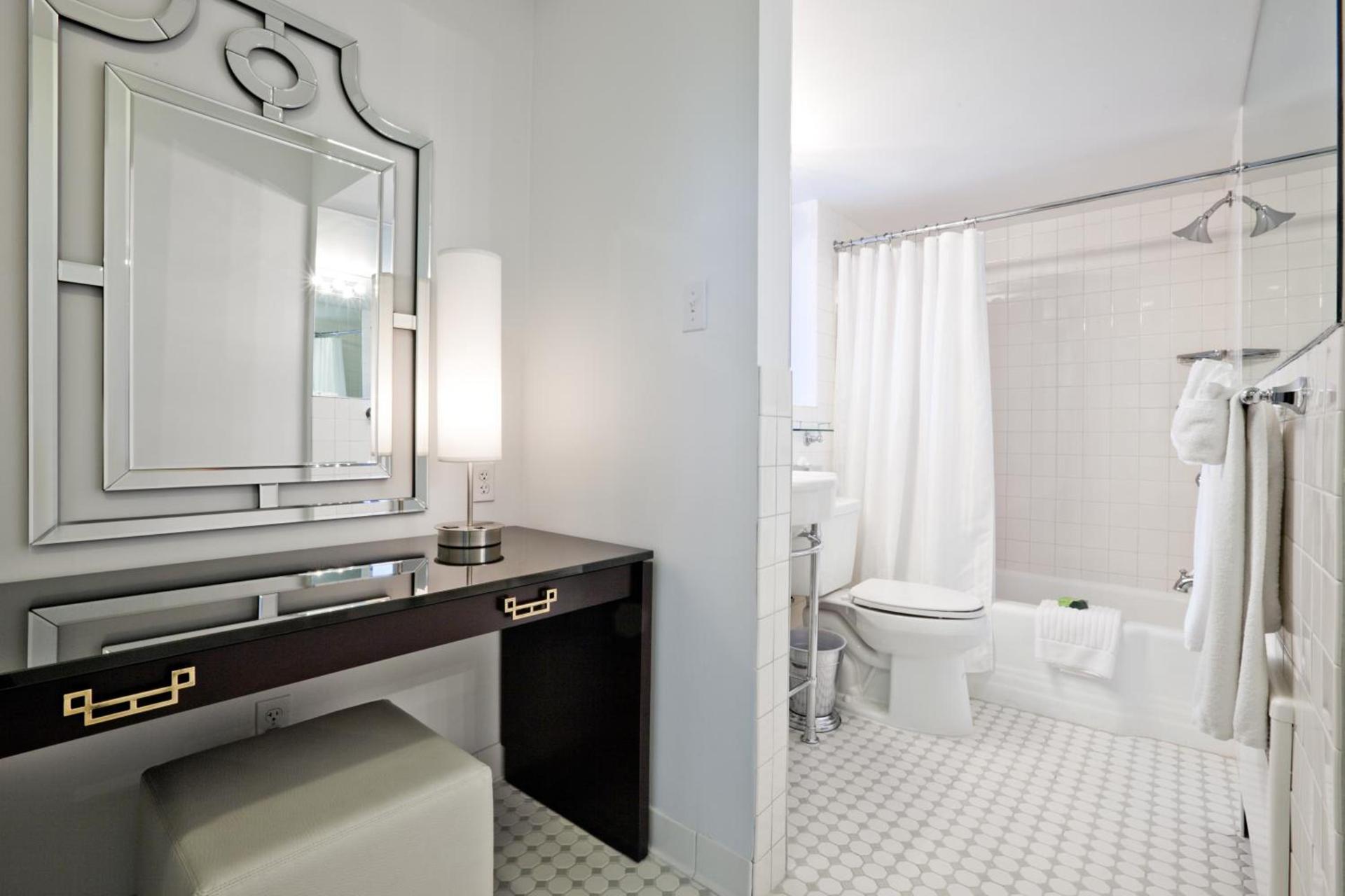 State Plaza Hotel photo 9