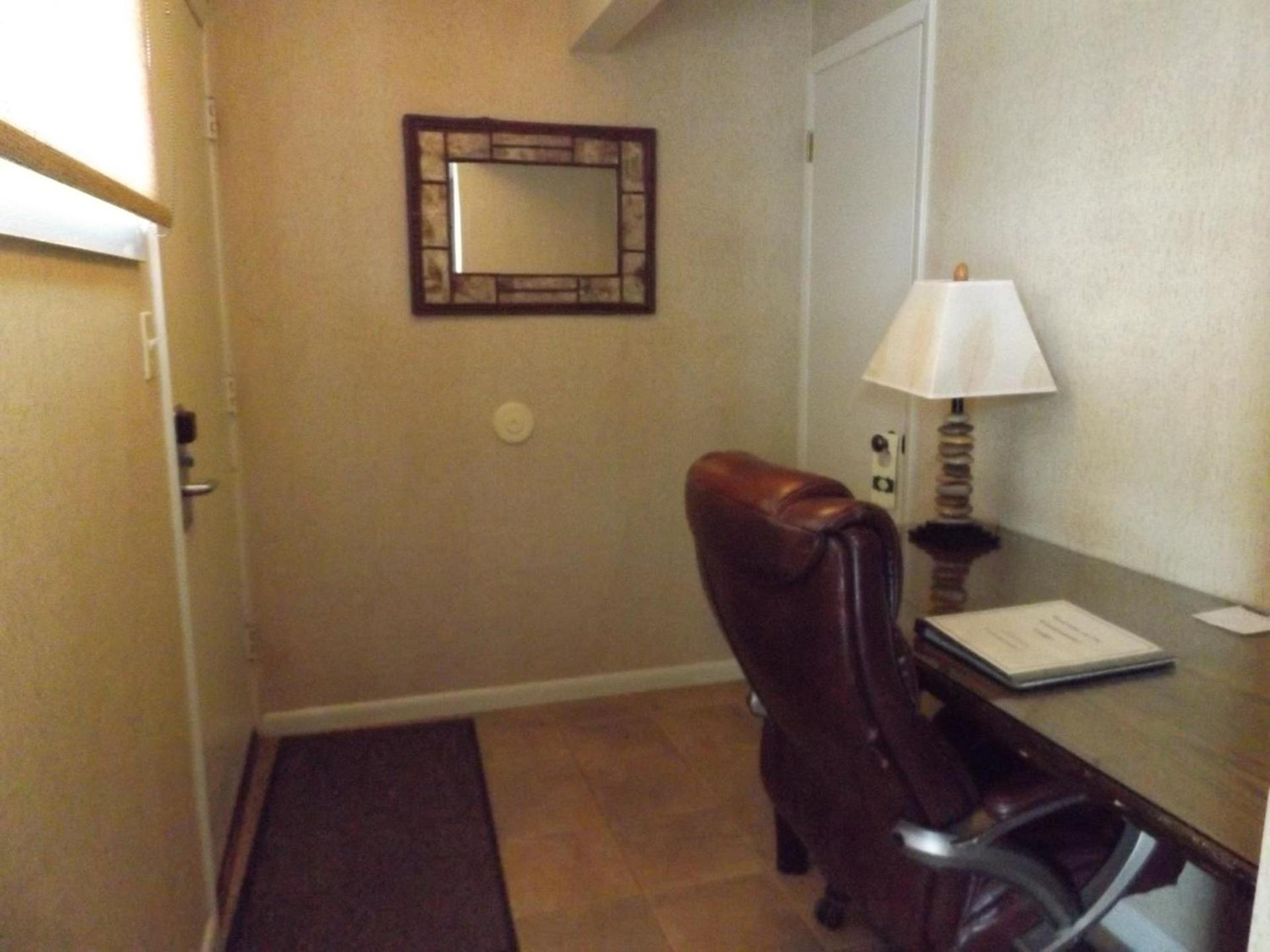 Windjammer Lodge photo 9