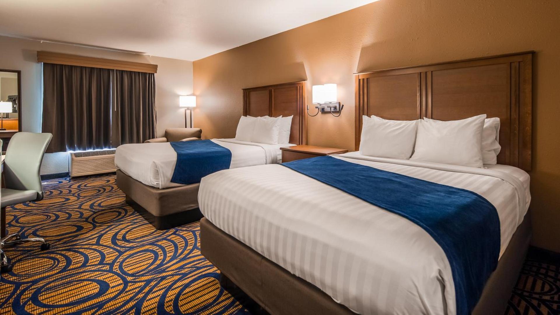 Best Western Woodburn Inn photo 5