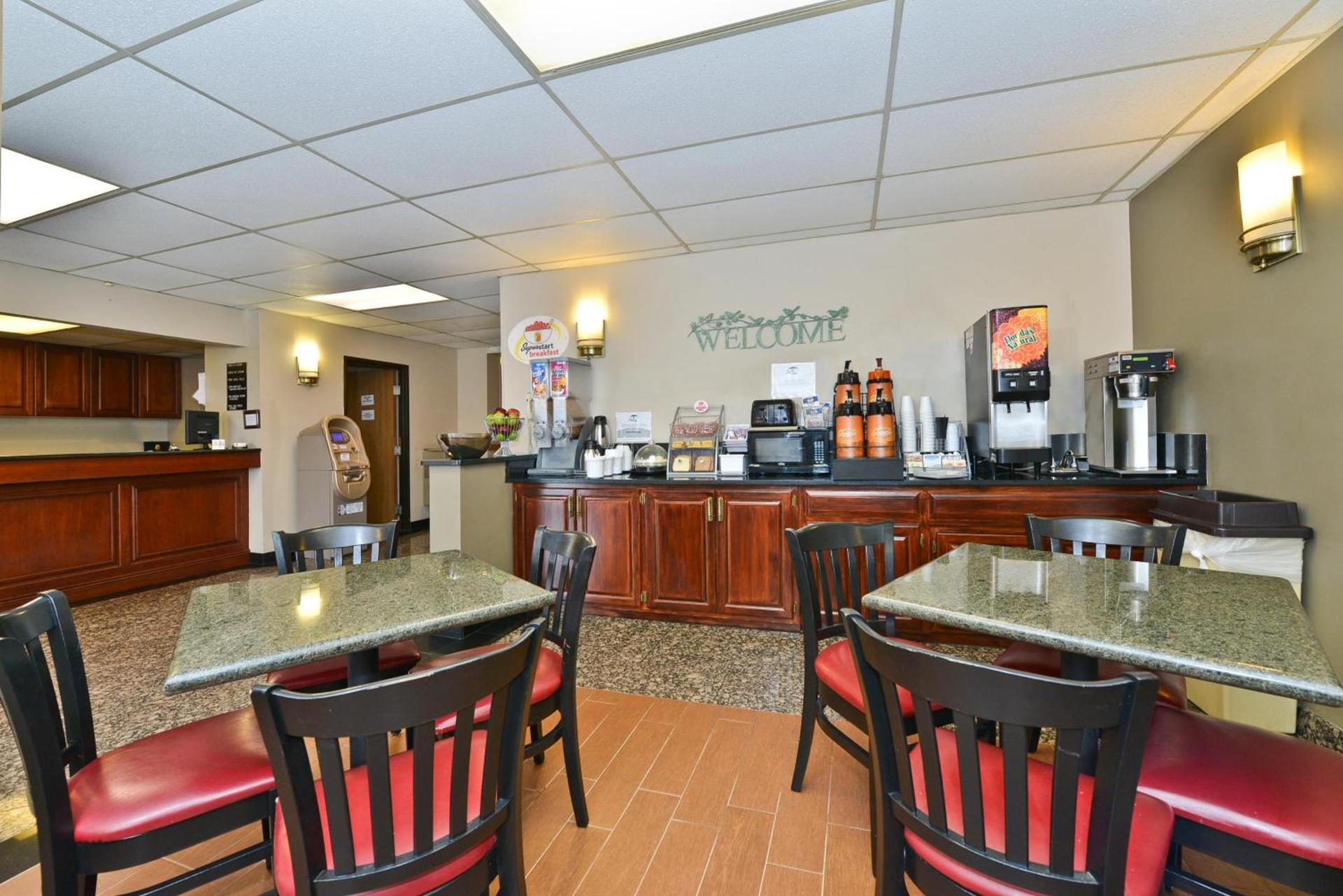 Super 8 by Wyndham Bridgeview/Chicago Area photo 10