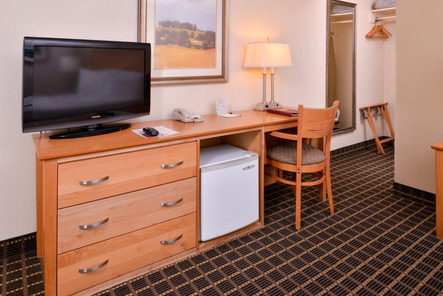 Campus Inn & Suites Eugene Downtown photo 22