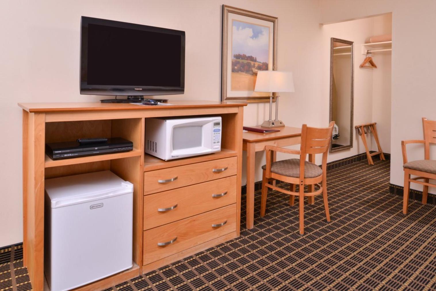 Campus Inn & Suites Eugene Downtown photo 16