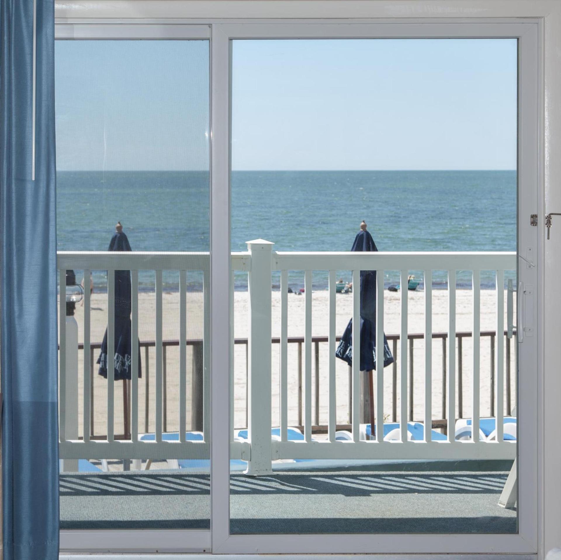 Blue Water Resort photo 8
