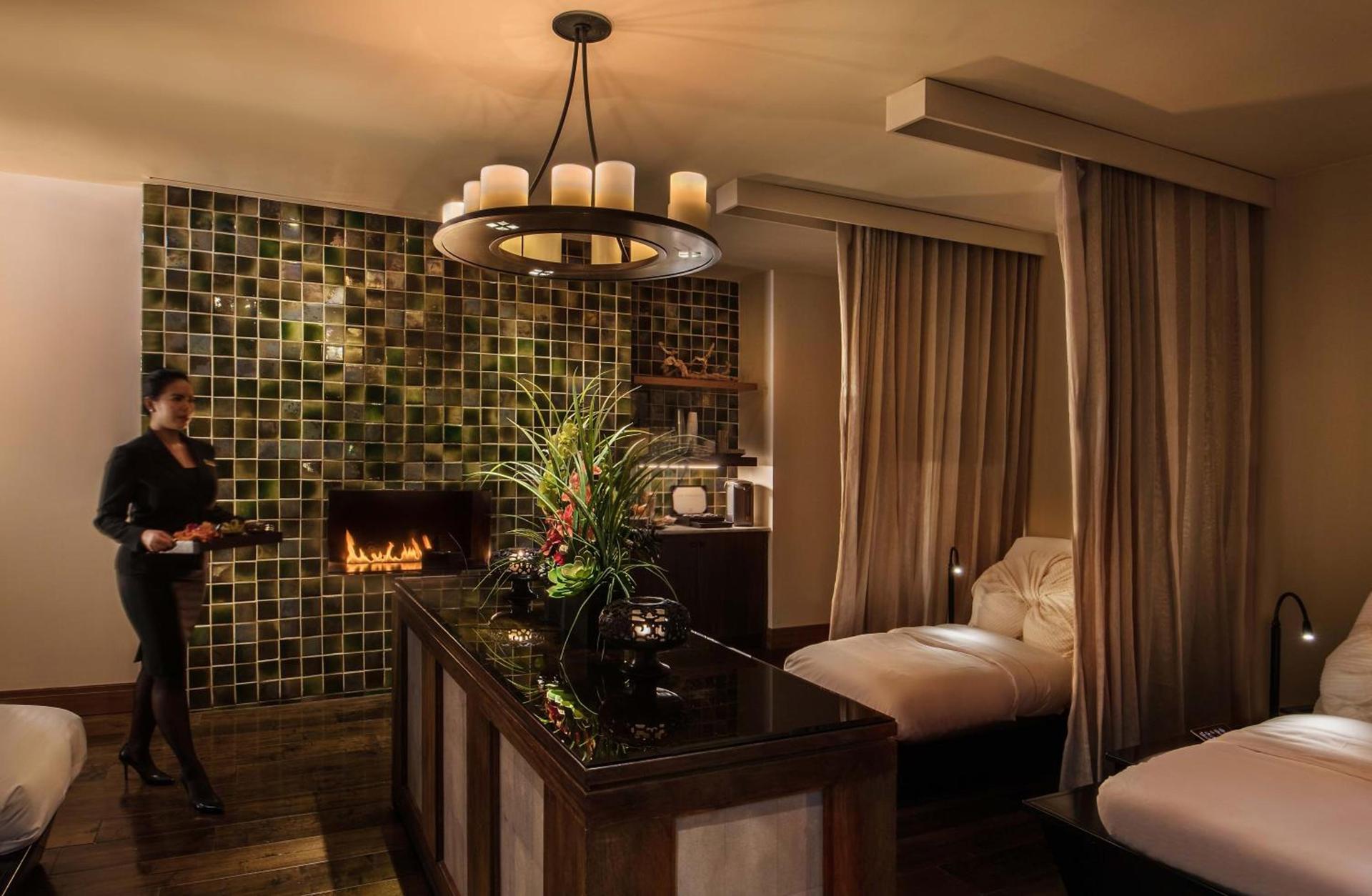 The Peninsula Chicago photo 8