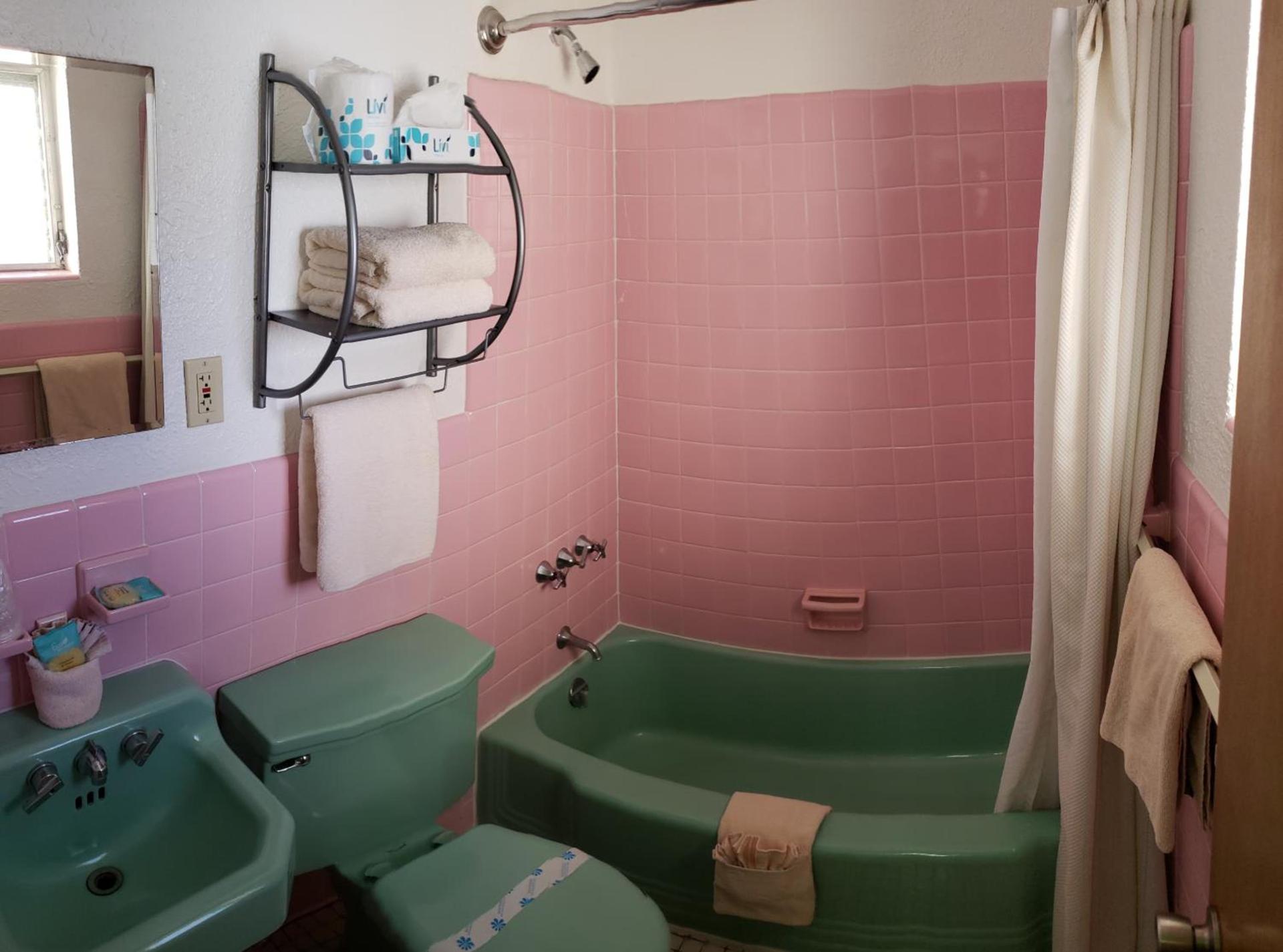 Caribbean Motel photo 39