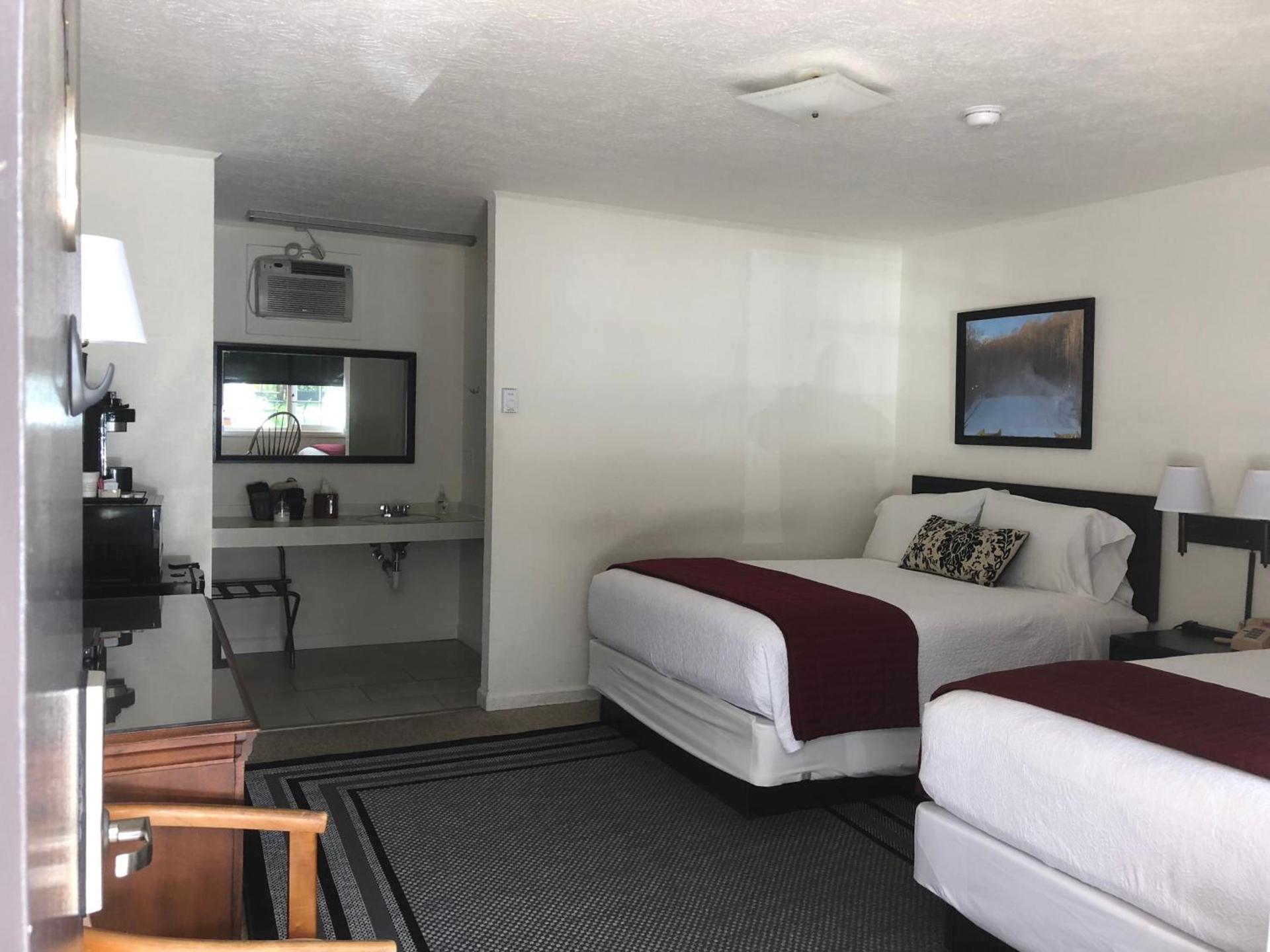 Cardinal Inn photo 8