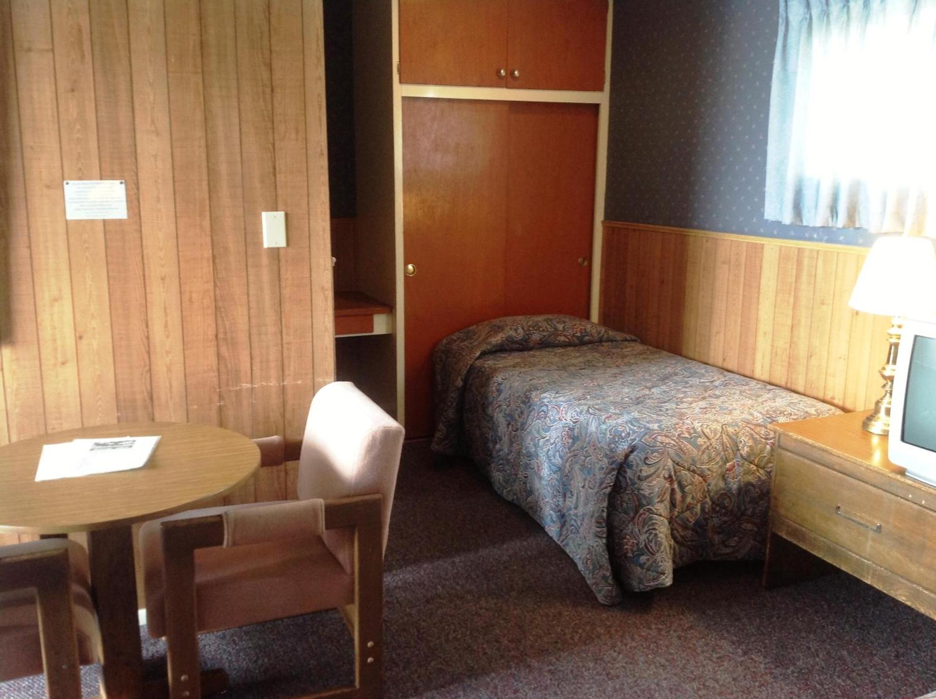 Bridgeport Inn photo 7