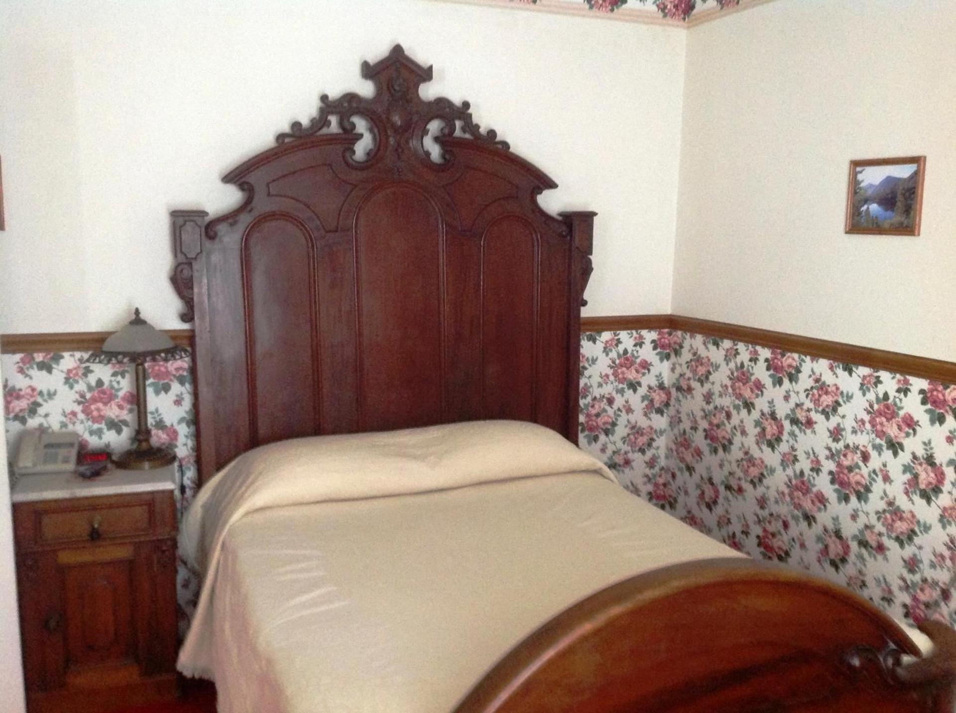Bridgeport Inn photo 19