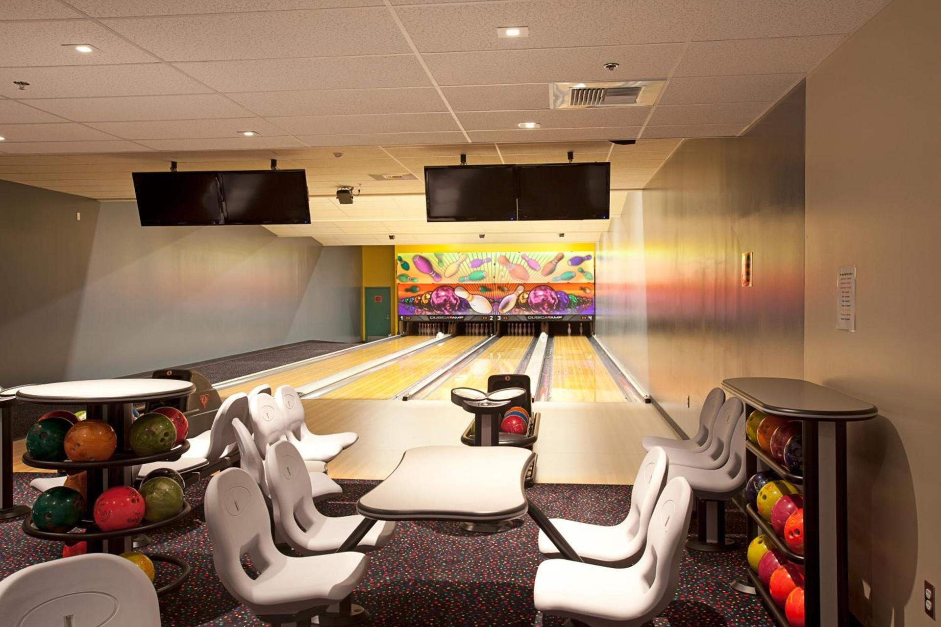 Holland Inn and Suites photo 6