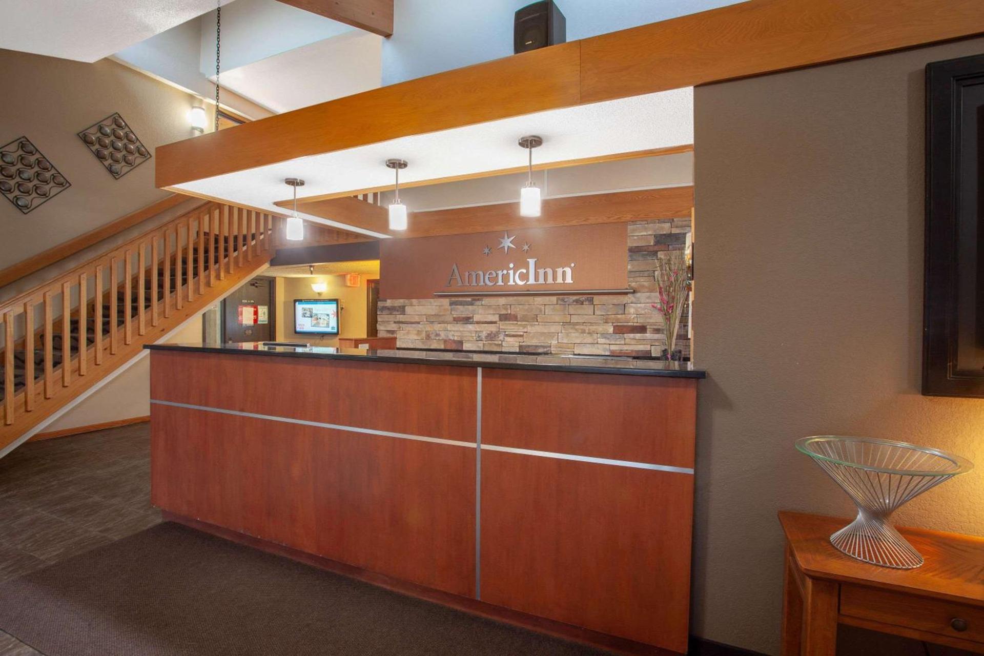 AmericInn by Wyndham Albert Lea photo 2