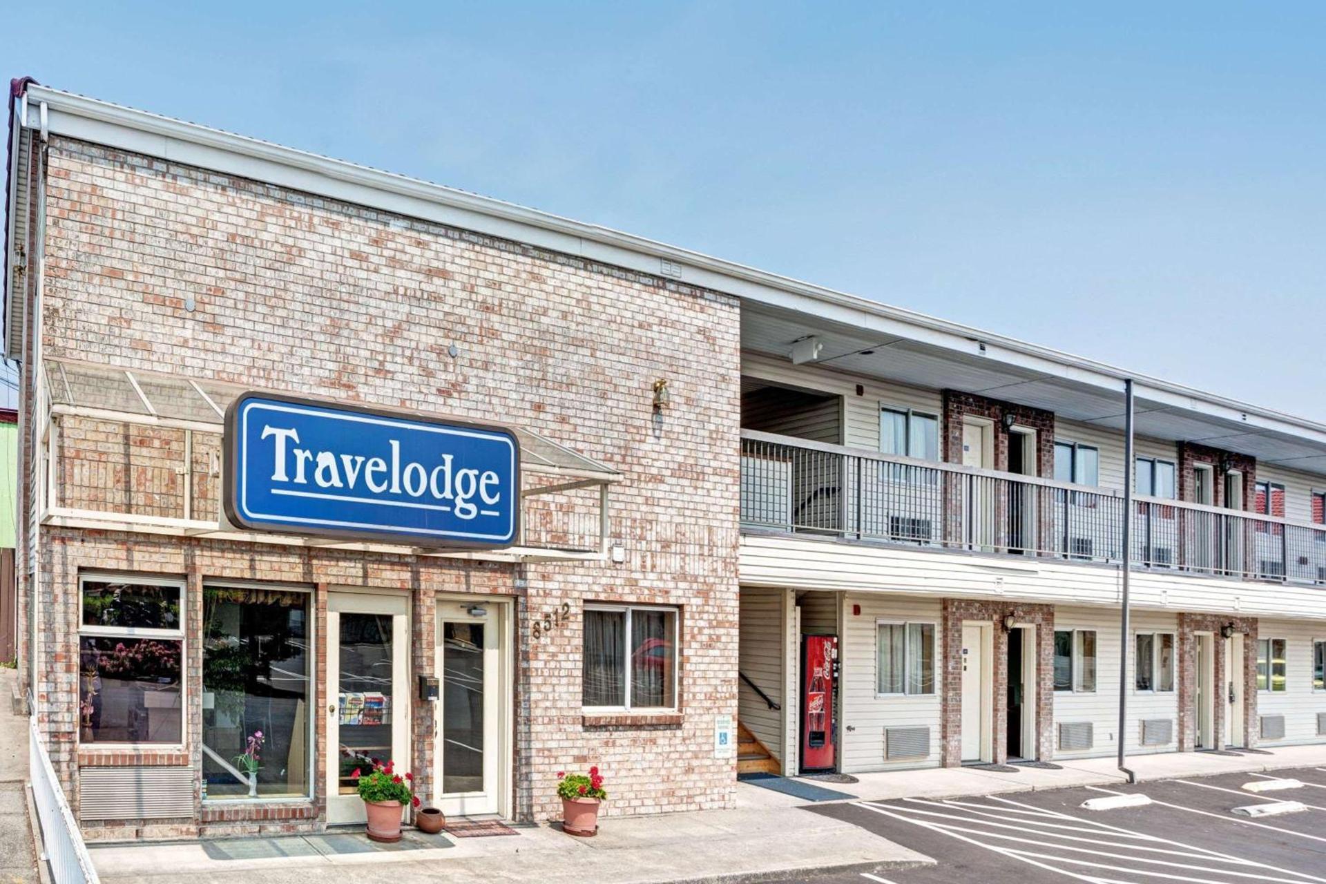 Travelodge by Wyndham Seattle North of Downtown photo 1