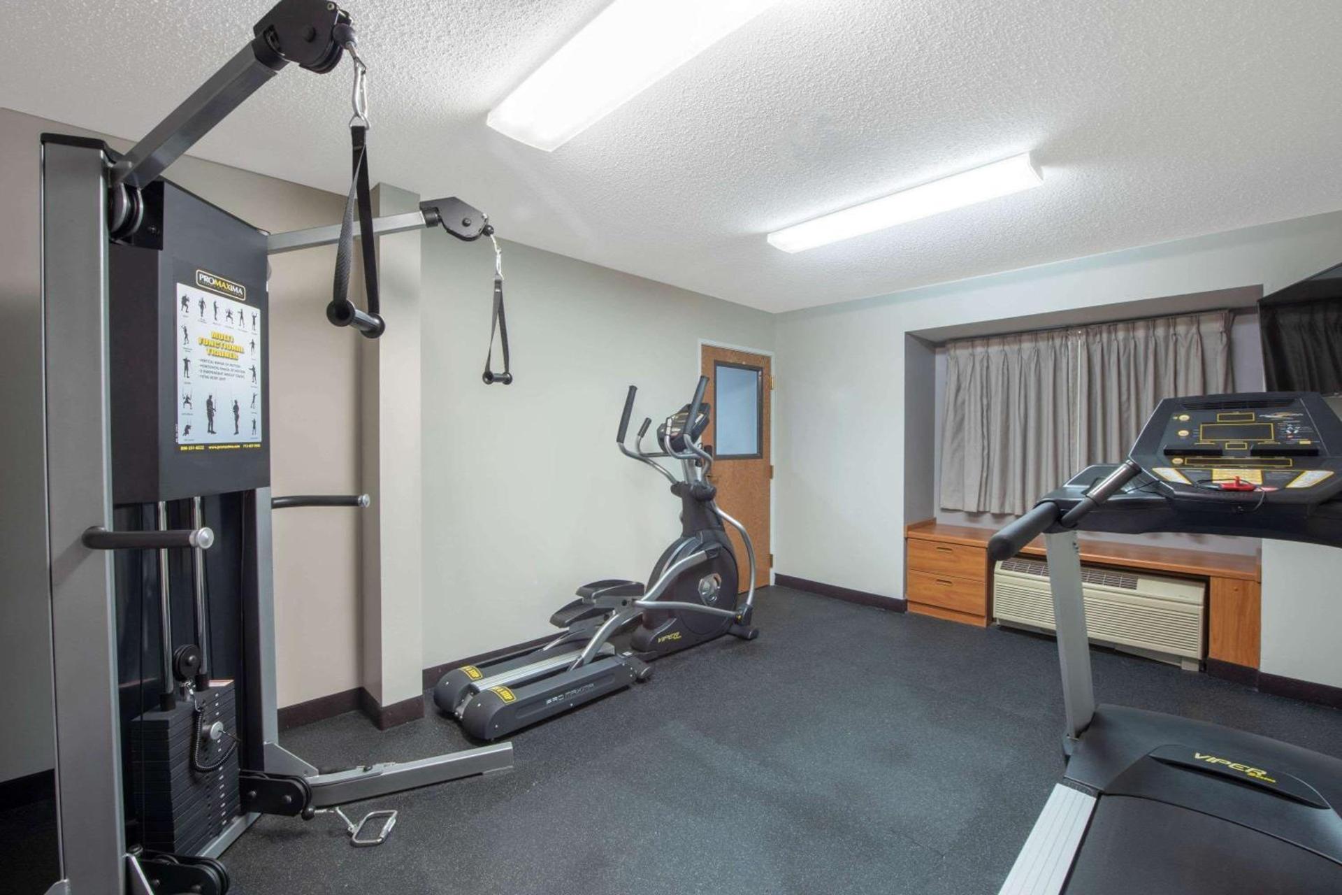 Microtel Inn & Suites by Wyndham Springfield photo 37