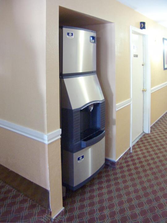 Holland Inn and Suites photo 25