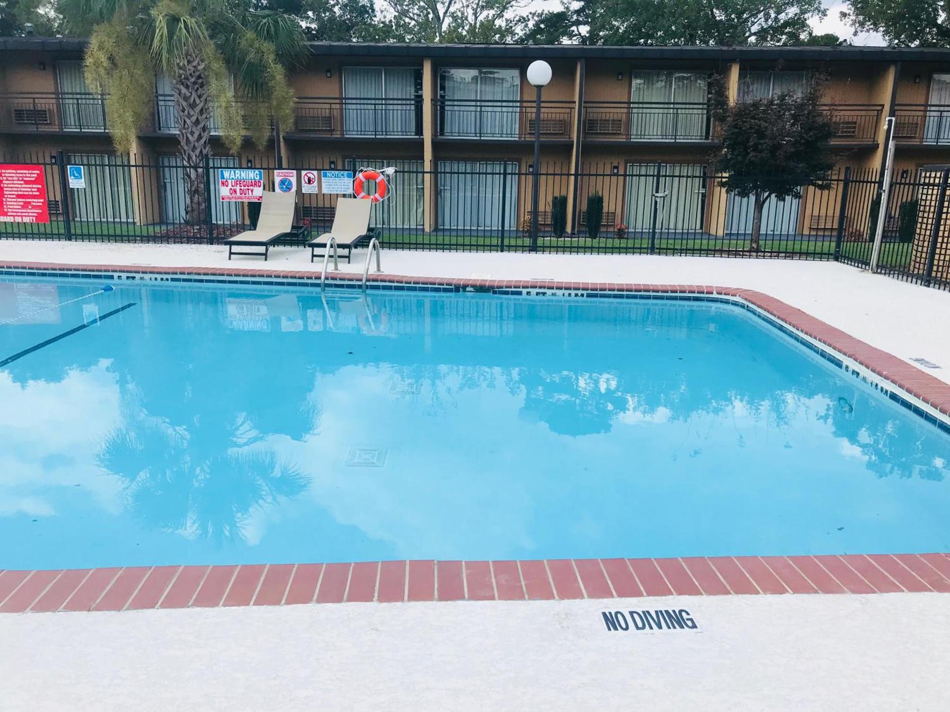 Howard Johnson by Wyndham Athens photo 37