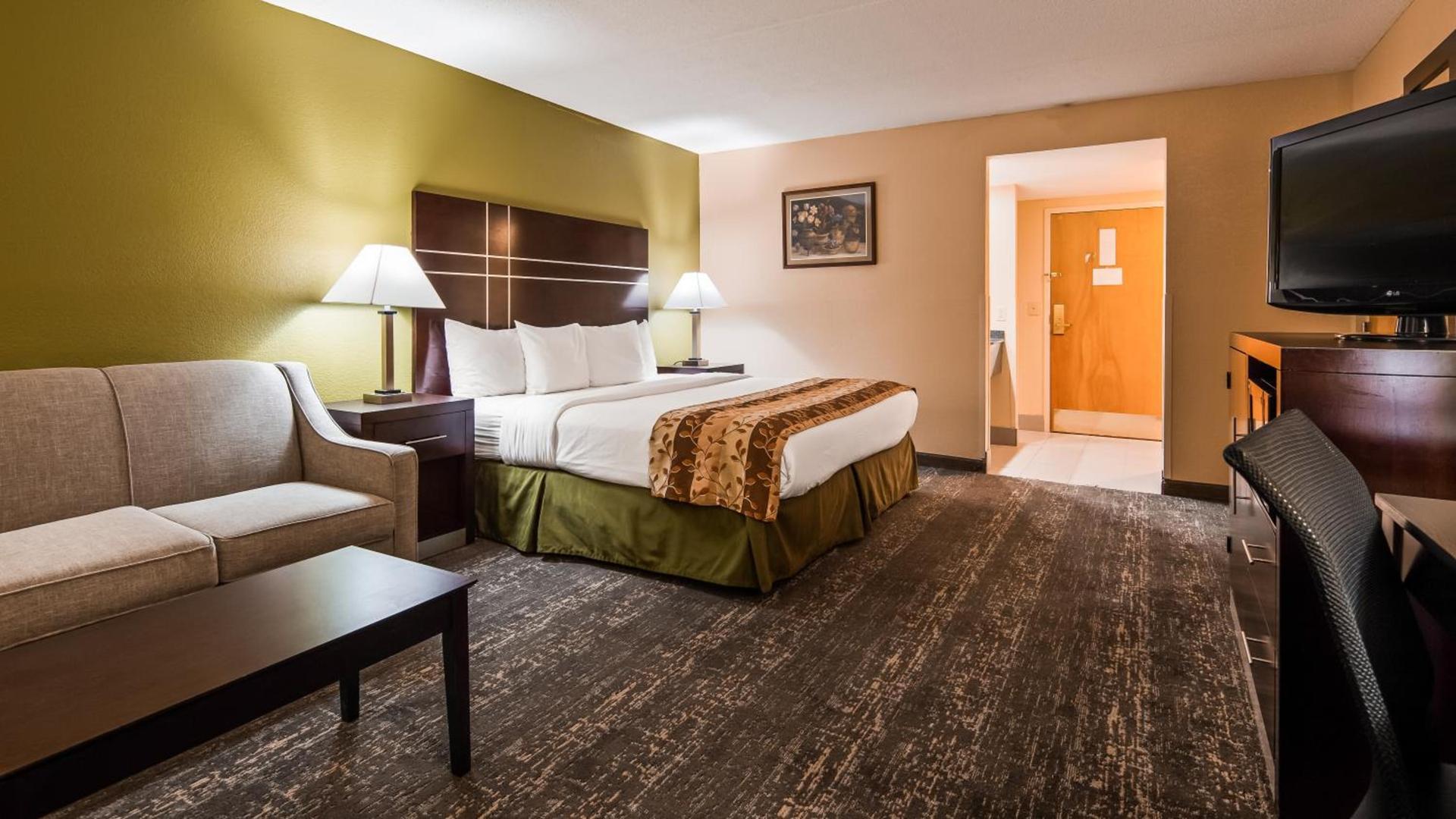 Best Western Luxbury Inn Fort Wayne photo 15