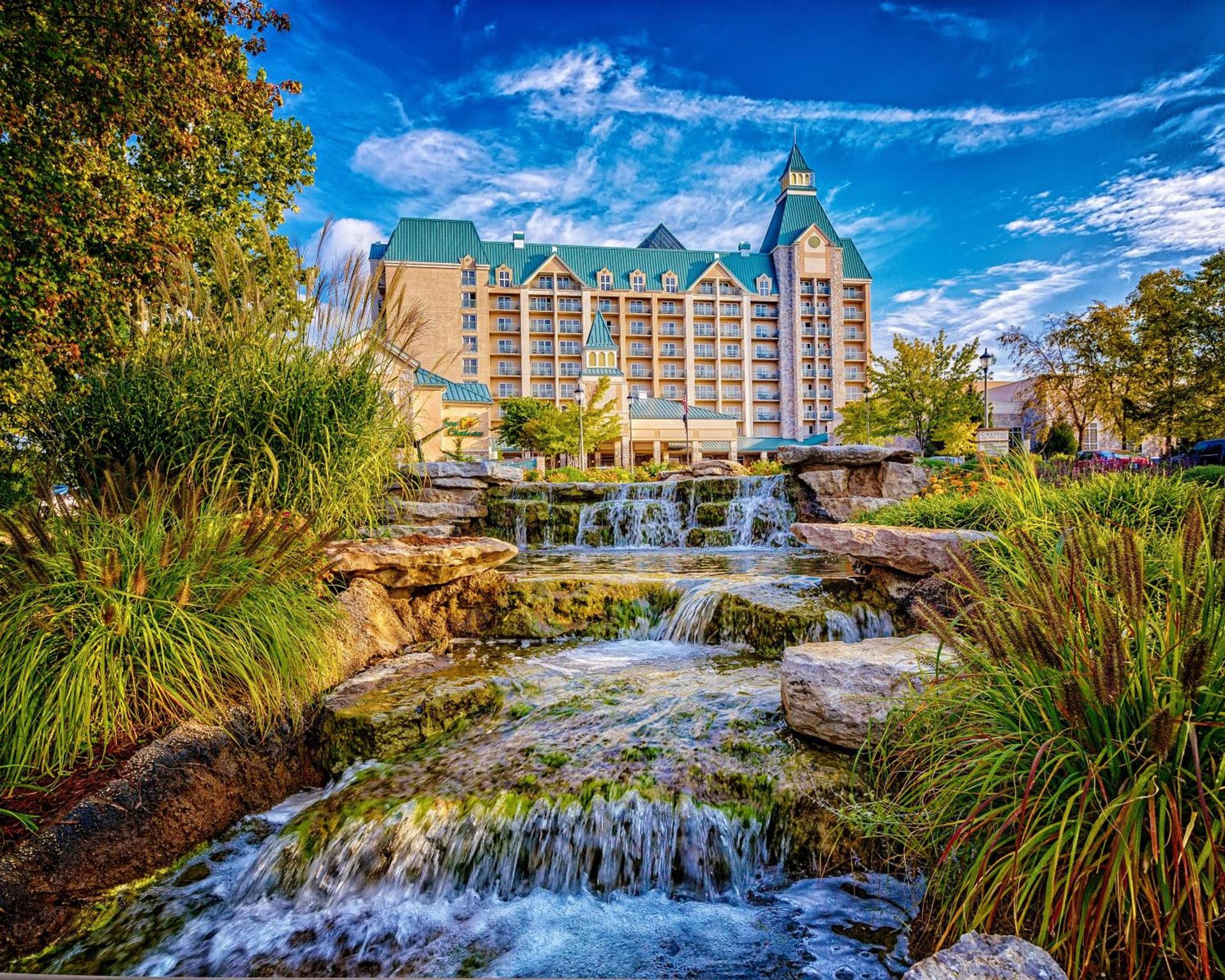 Chateau on the Lake Resort Spa and Convention Center photo 3