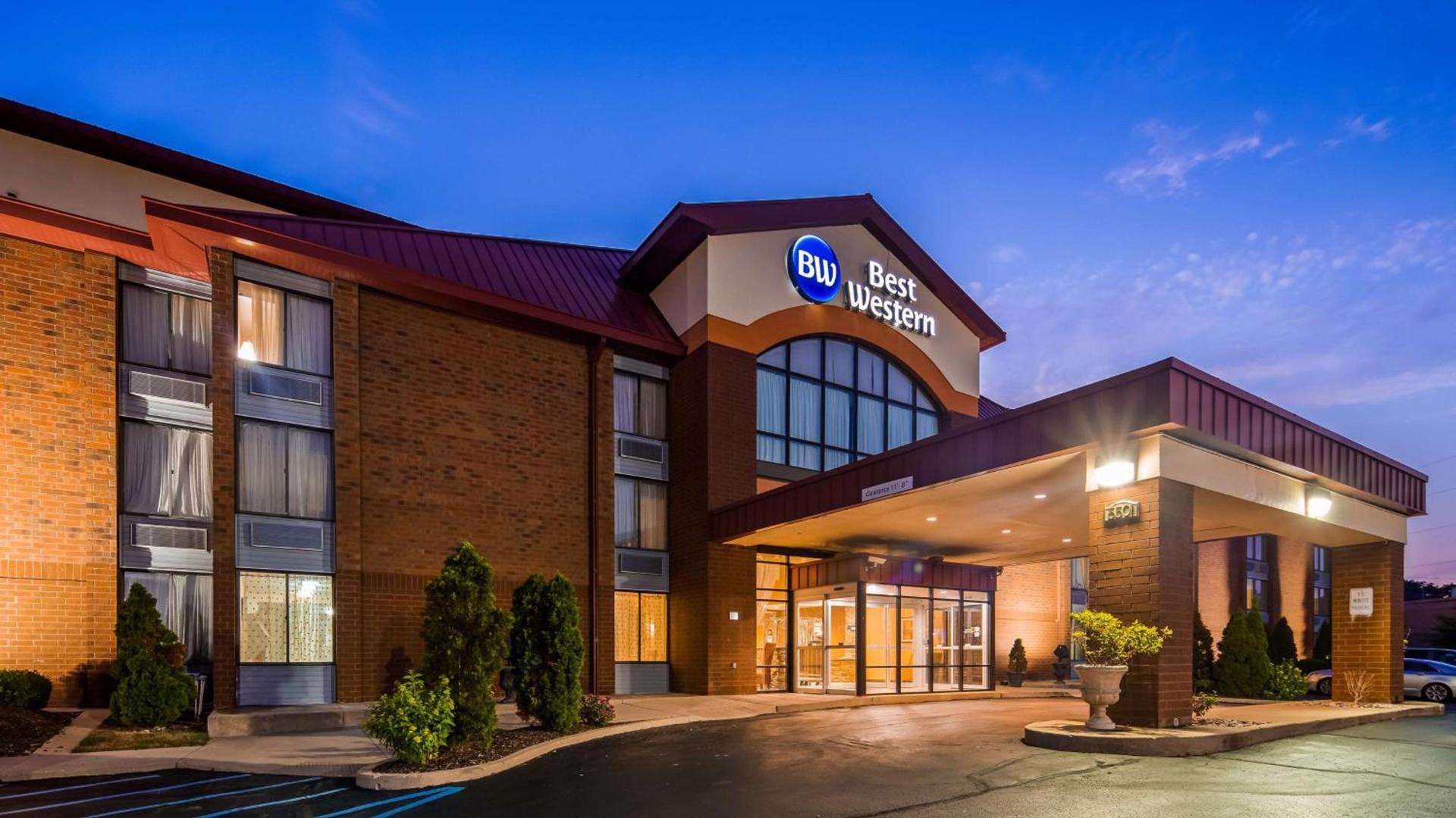 Best Western Luxbury Inn Fort Wayne photo 7