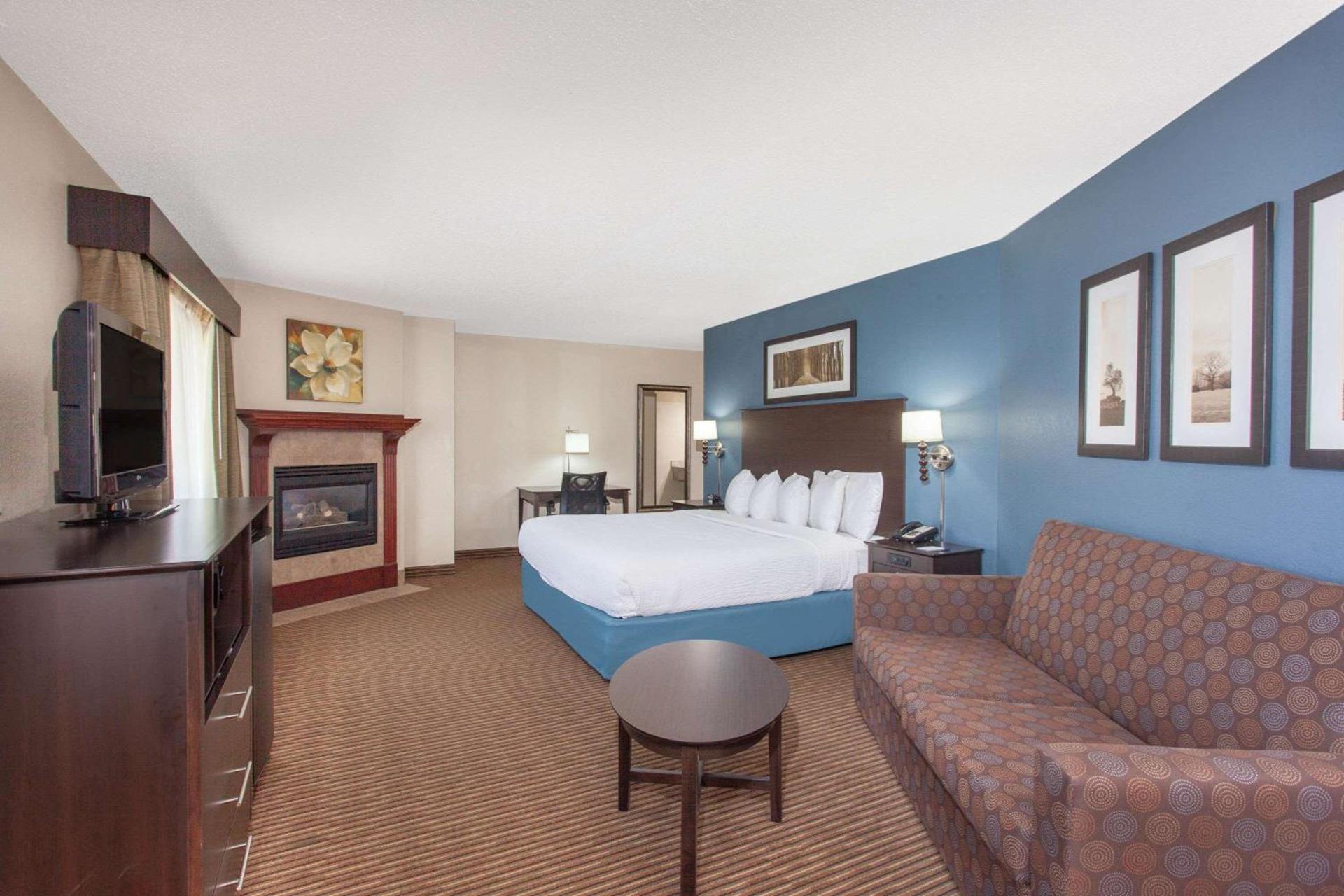 AmericInn by Wyndham Mankato Event Center near MSU photo 18