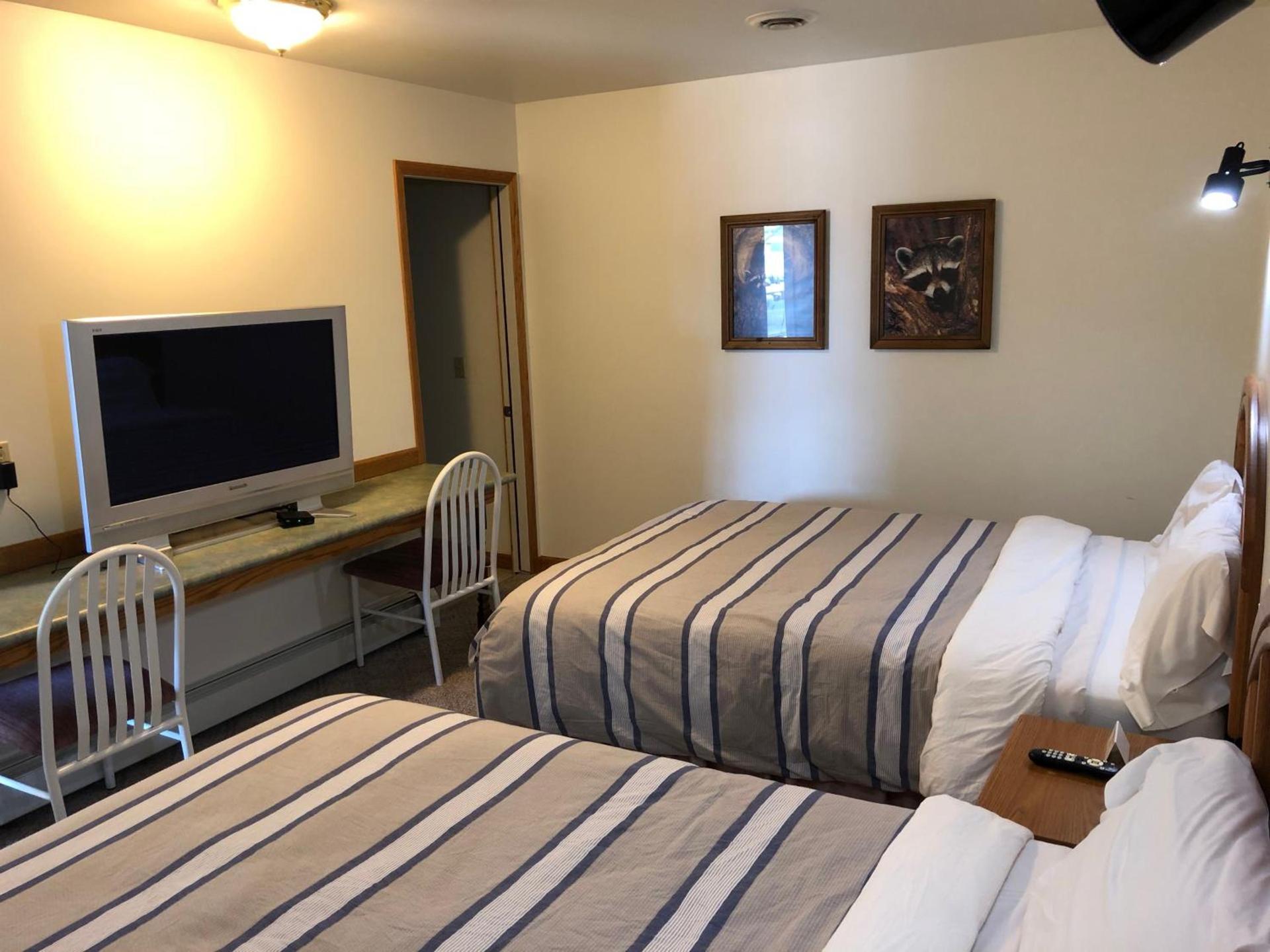 Village Inn Motel photo 7
