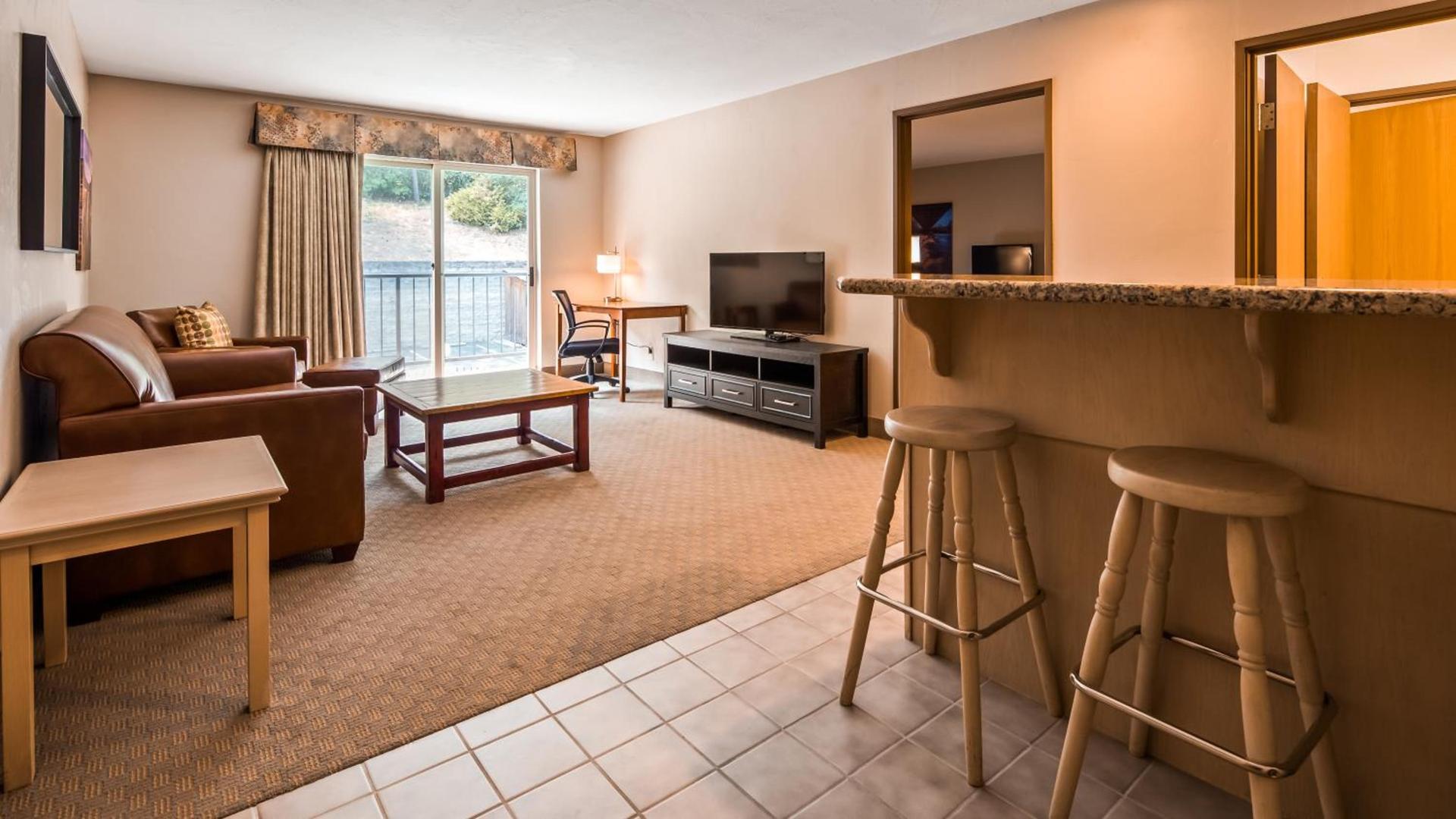 Best Western Inn at the Rogue photo 42