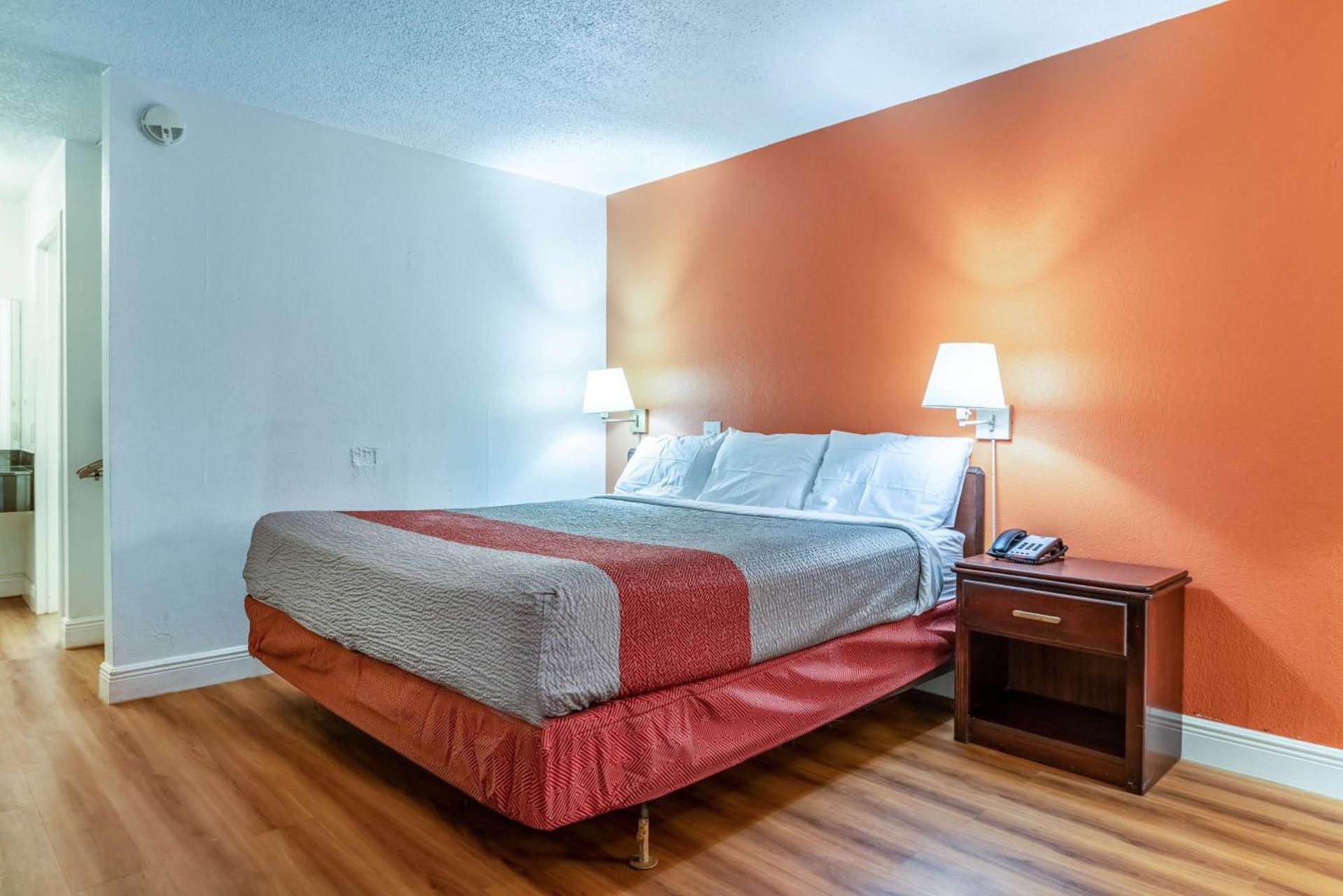 Motel 6-Natchitoches, LA photo 11