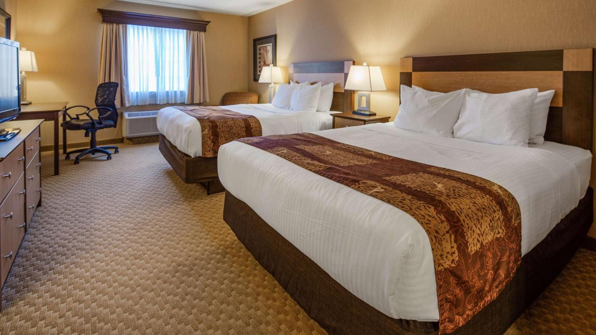 Crandon Inn & Suites photo 18