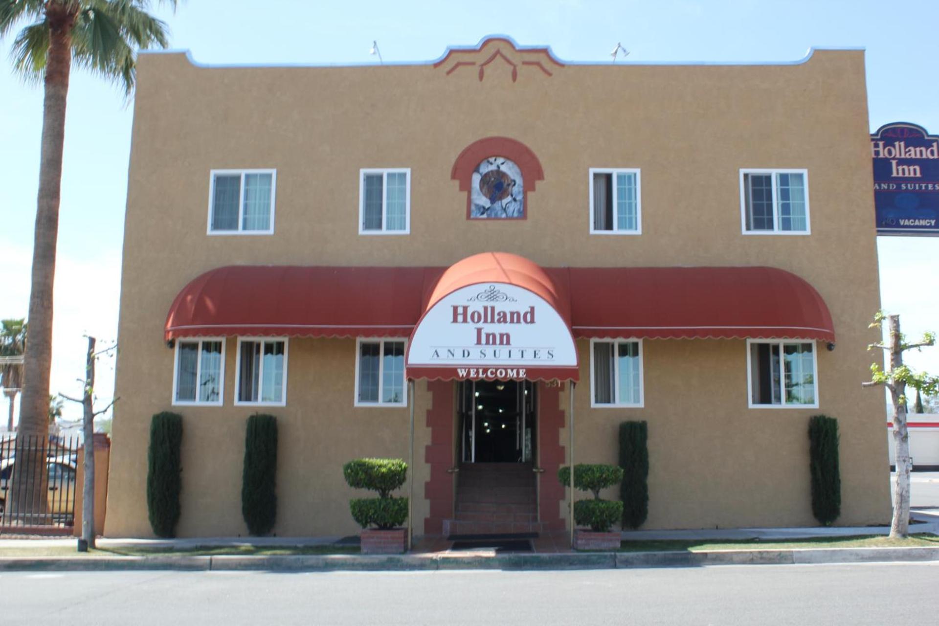 Holland Inn and Suites photo 8