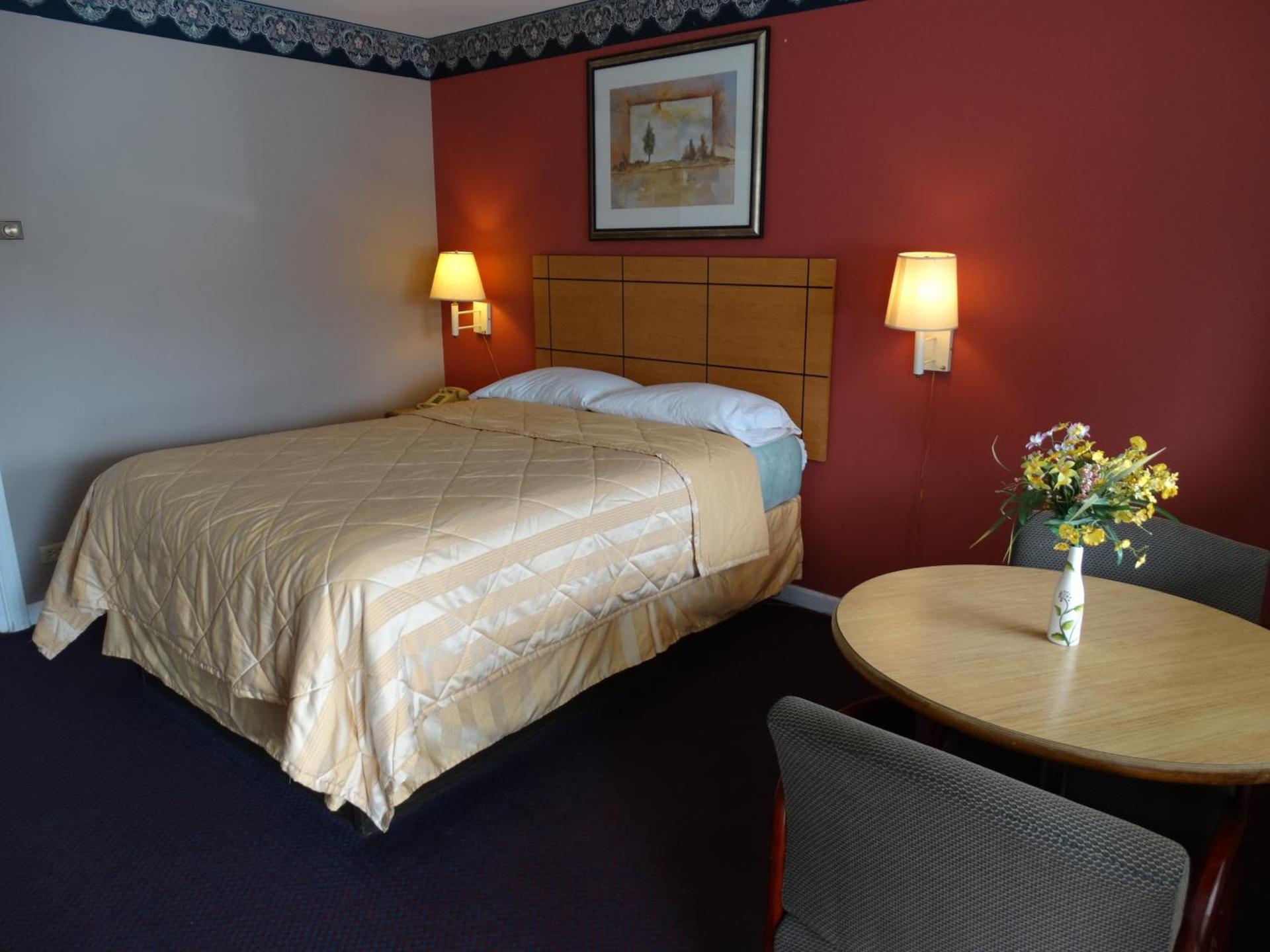 Colony Motel photo 8
