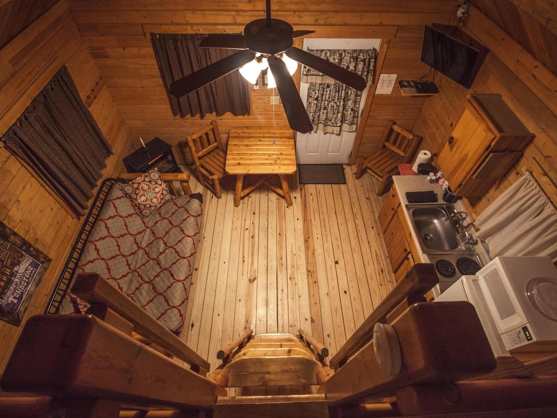 Katie's Cozy Cabins photo 8