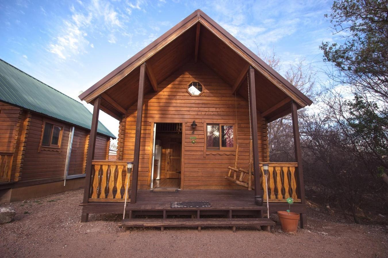 Katie's Cozy Cabins — hotel in Tombstone