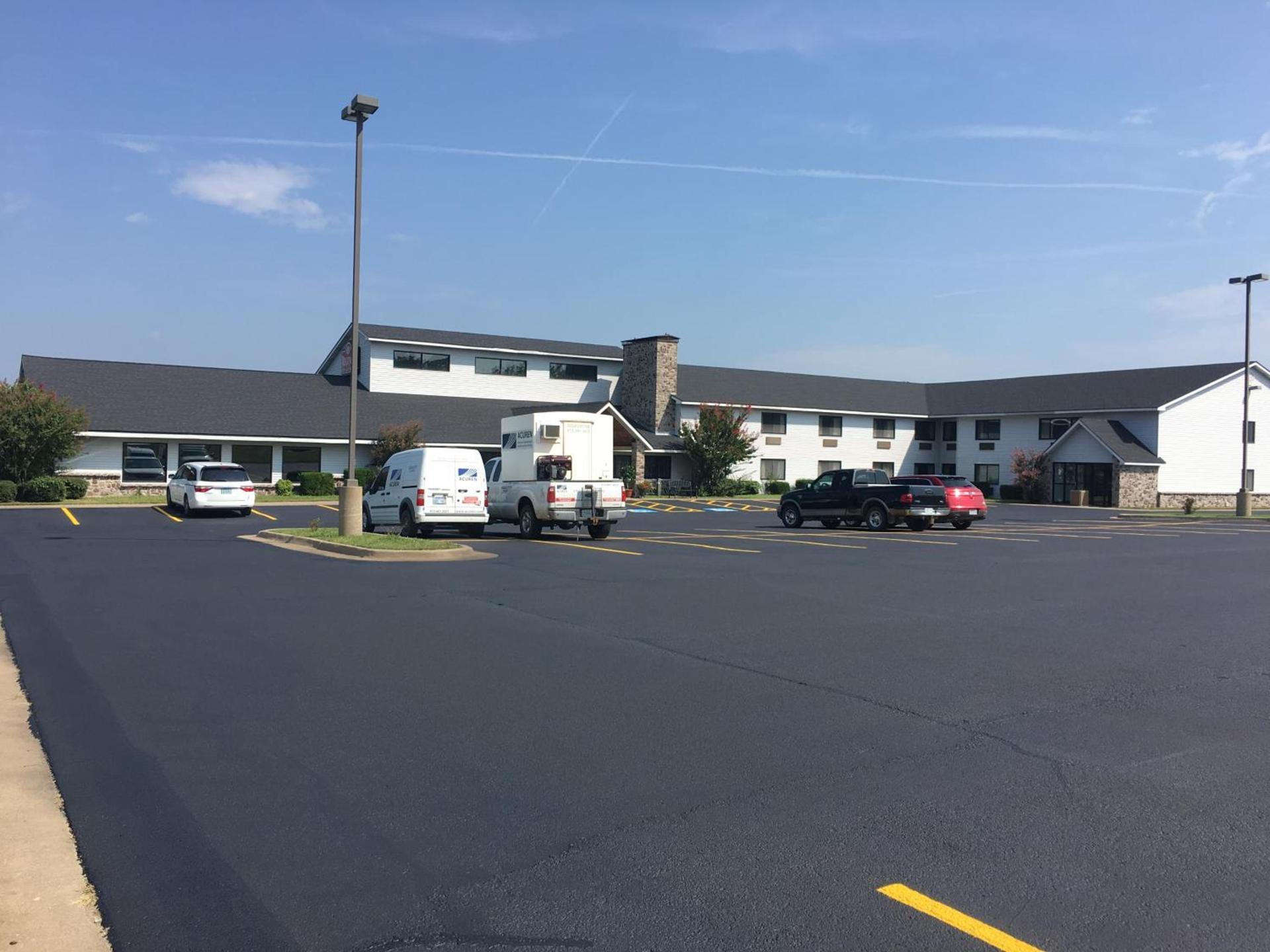 Regency Inn and Suites photo 36